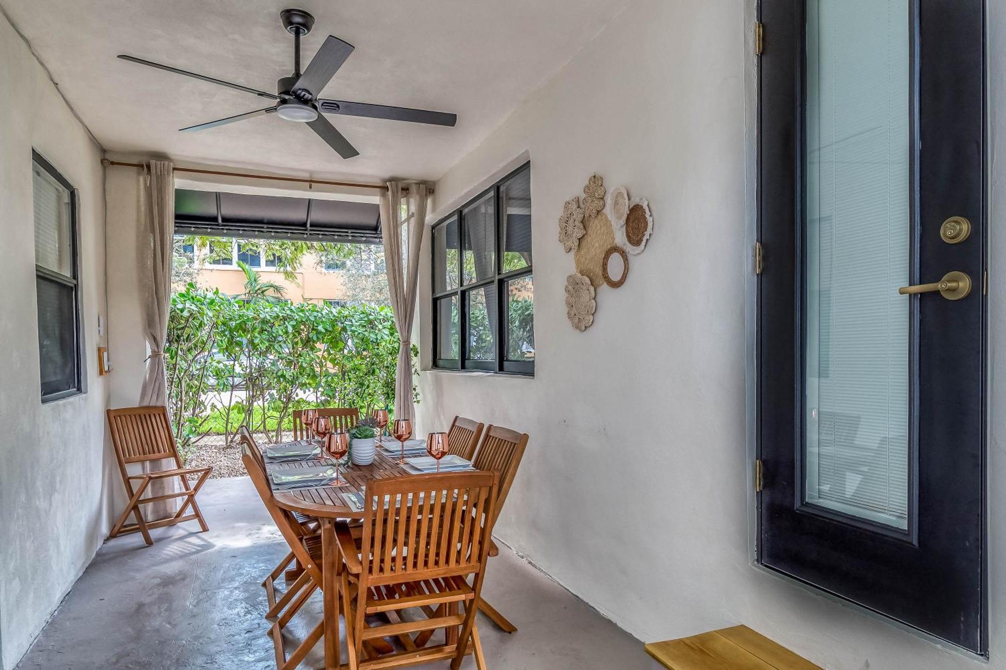 Casa Bellini 3bd, Bbq Sleeps 6, Near Brickell Holiday home *