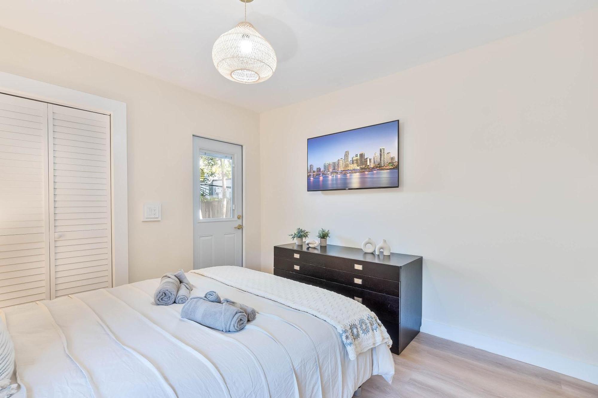 Casa Bellini 3bd, Bbq Sleeps 6, Near Brickell Holiday home