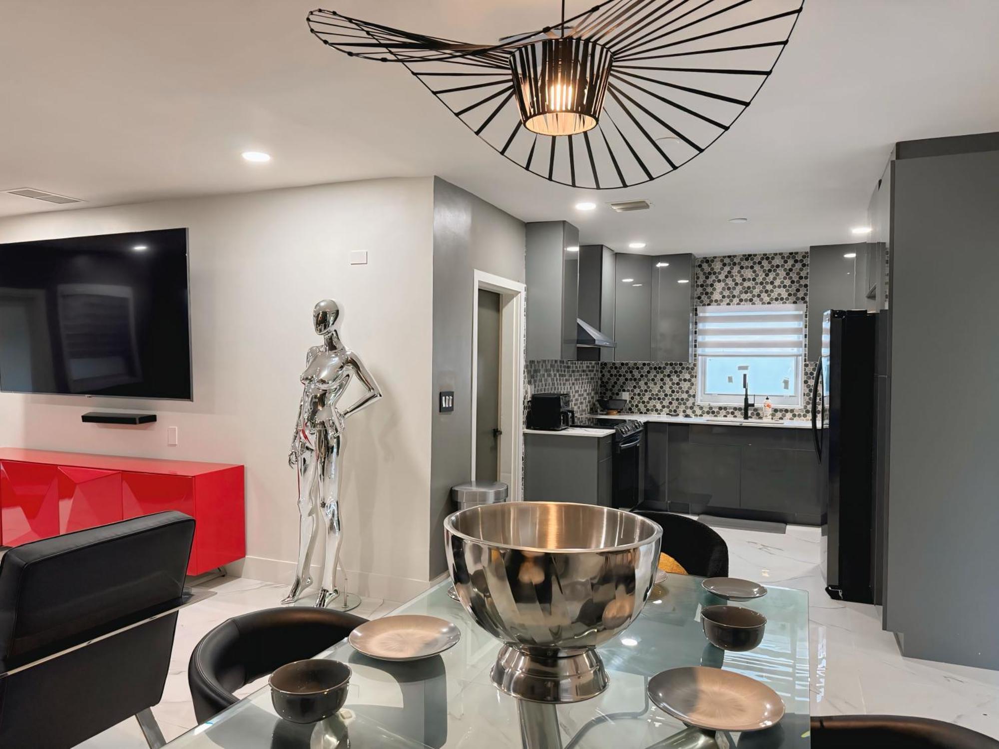 Holiday home Modern 3br Near Wynwood & Design District
