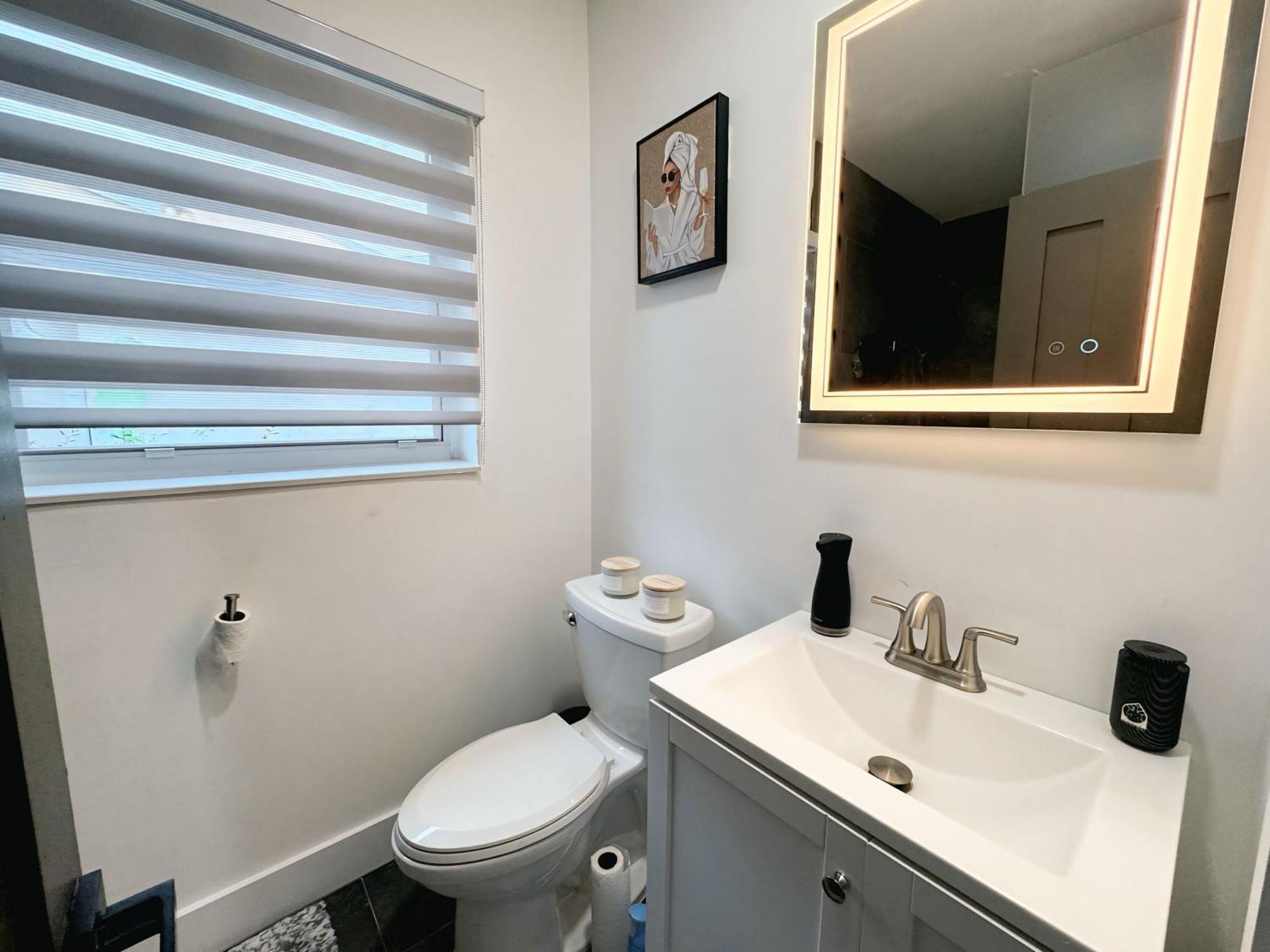 Holiday home Modern 3br Near Wynwood & Design District *