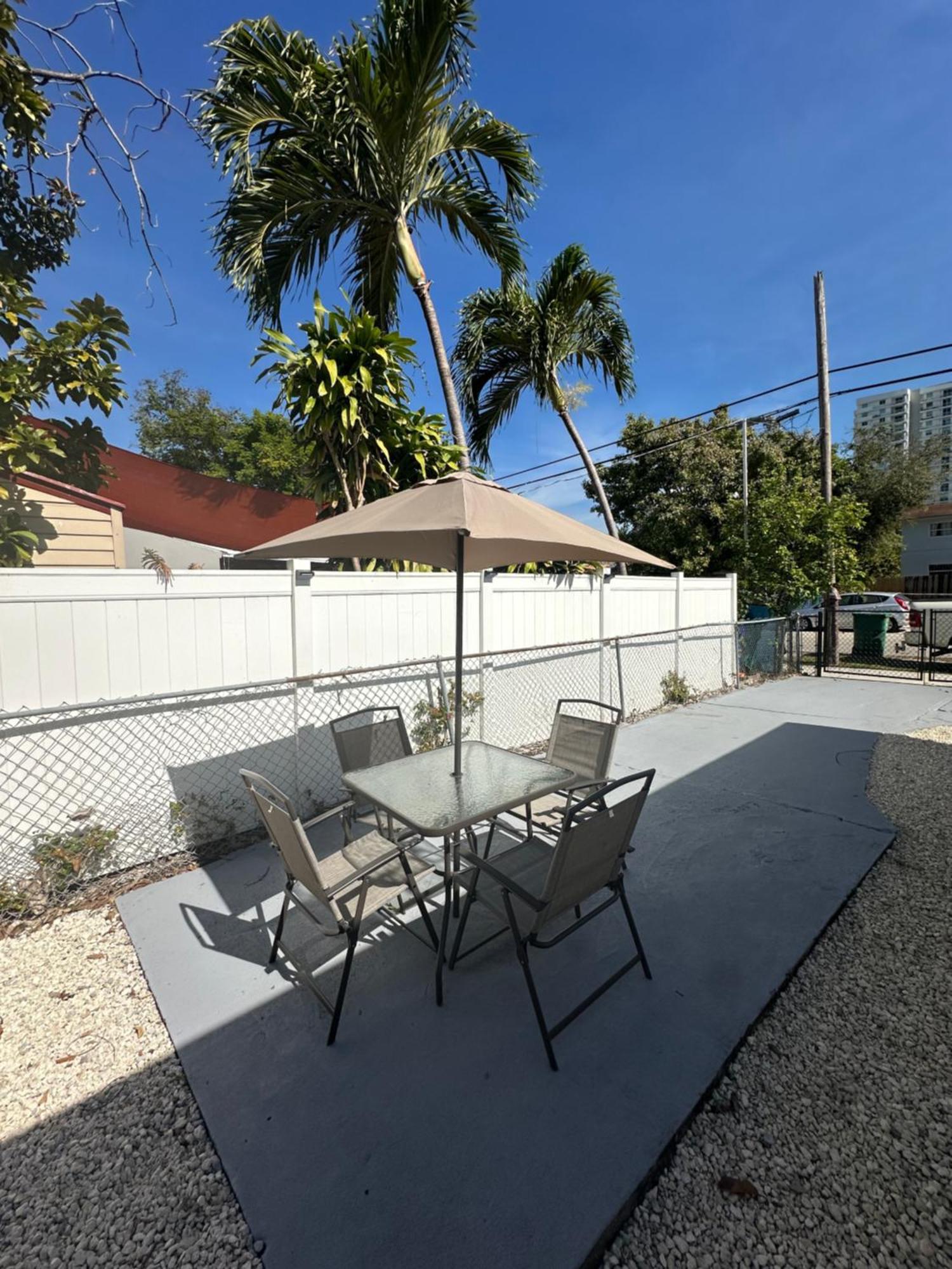 5 Star Feel In Miami Prime Location Apartment *