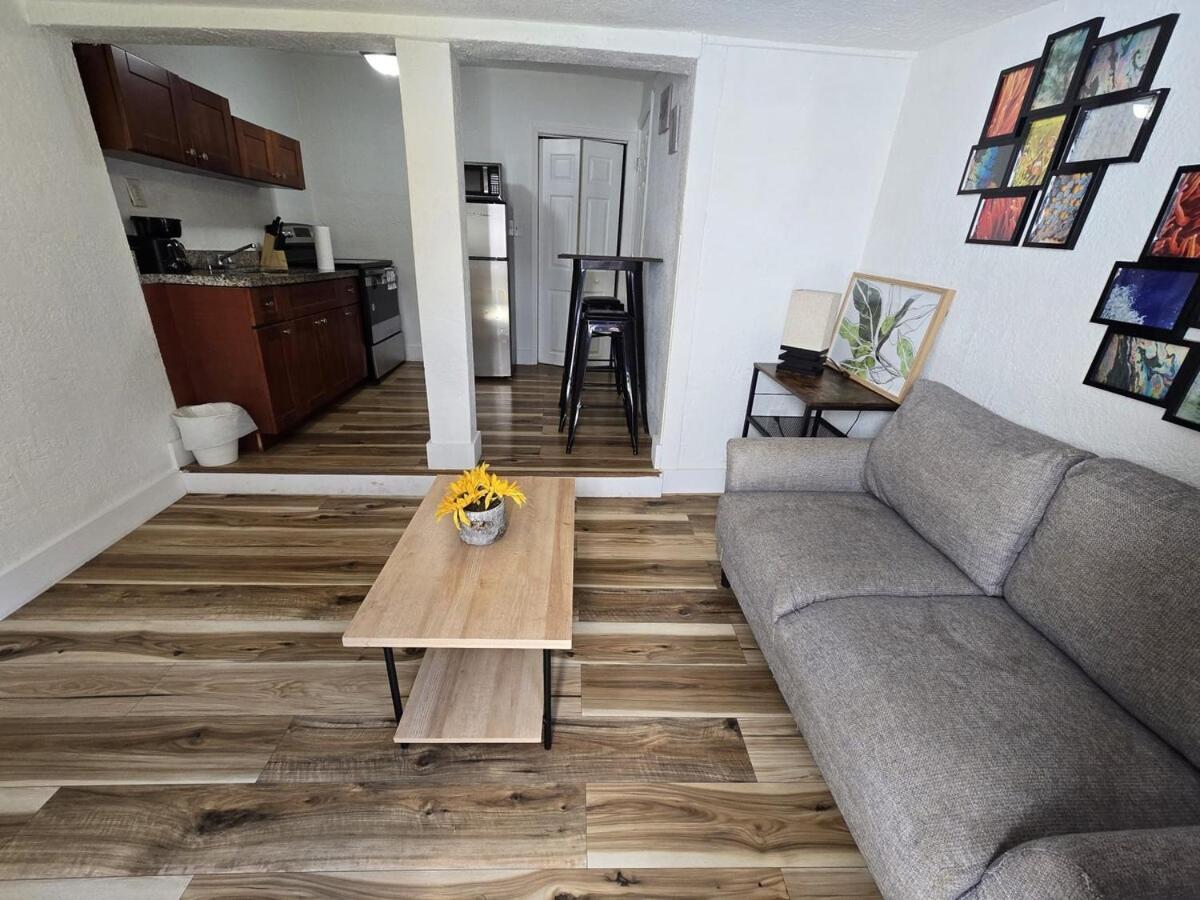 Apartment Cozy Place Near Design District - 7 *