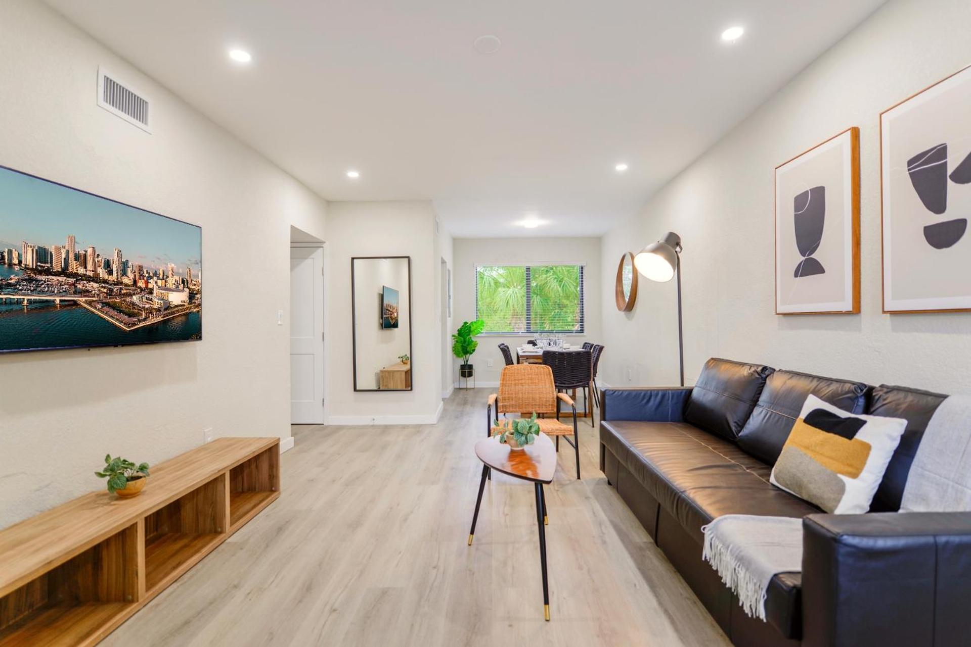 Chic Escape In Prime Location *
