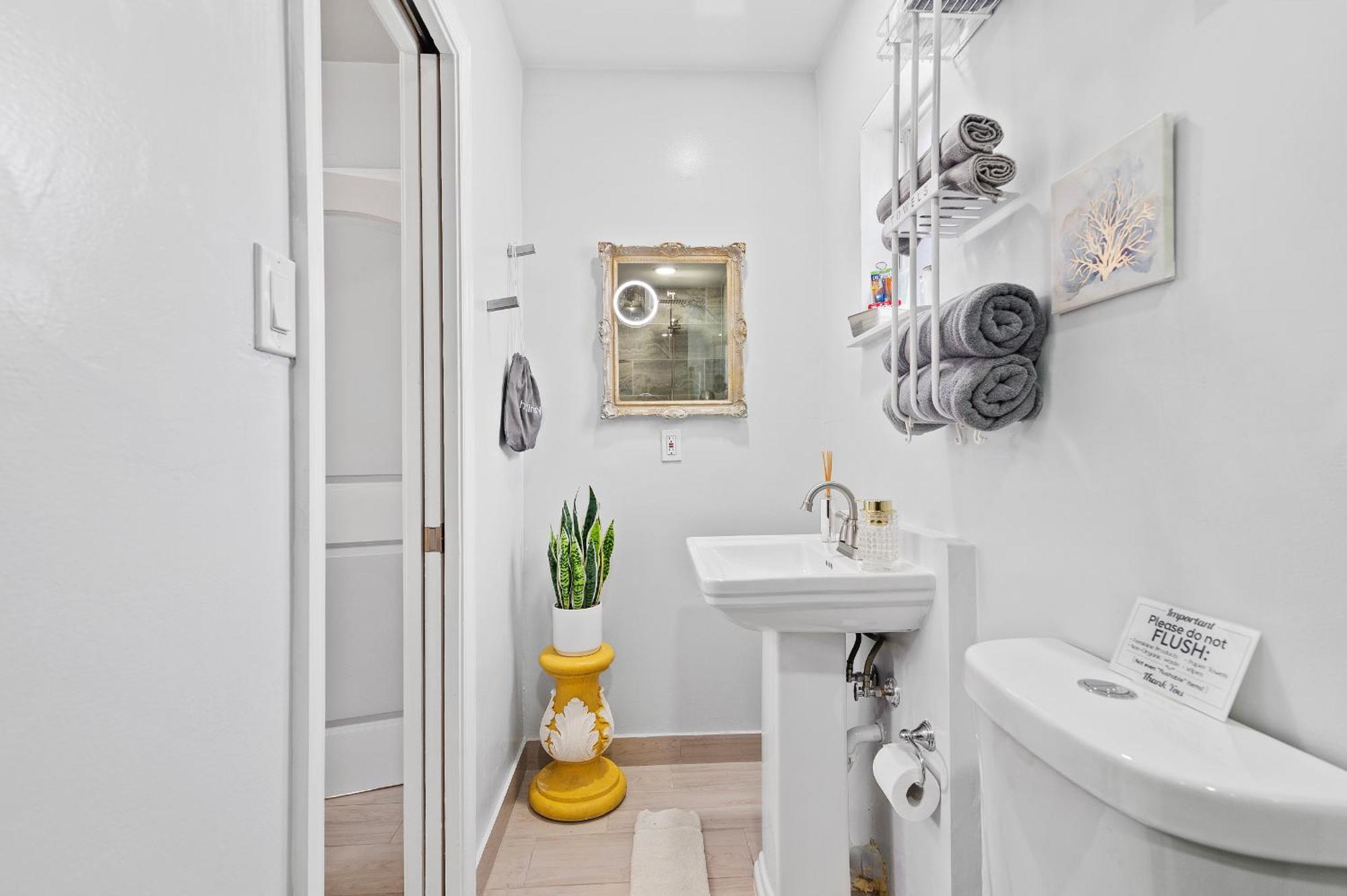 Cozy Casarita Apartment Miami