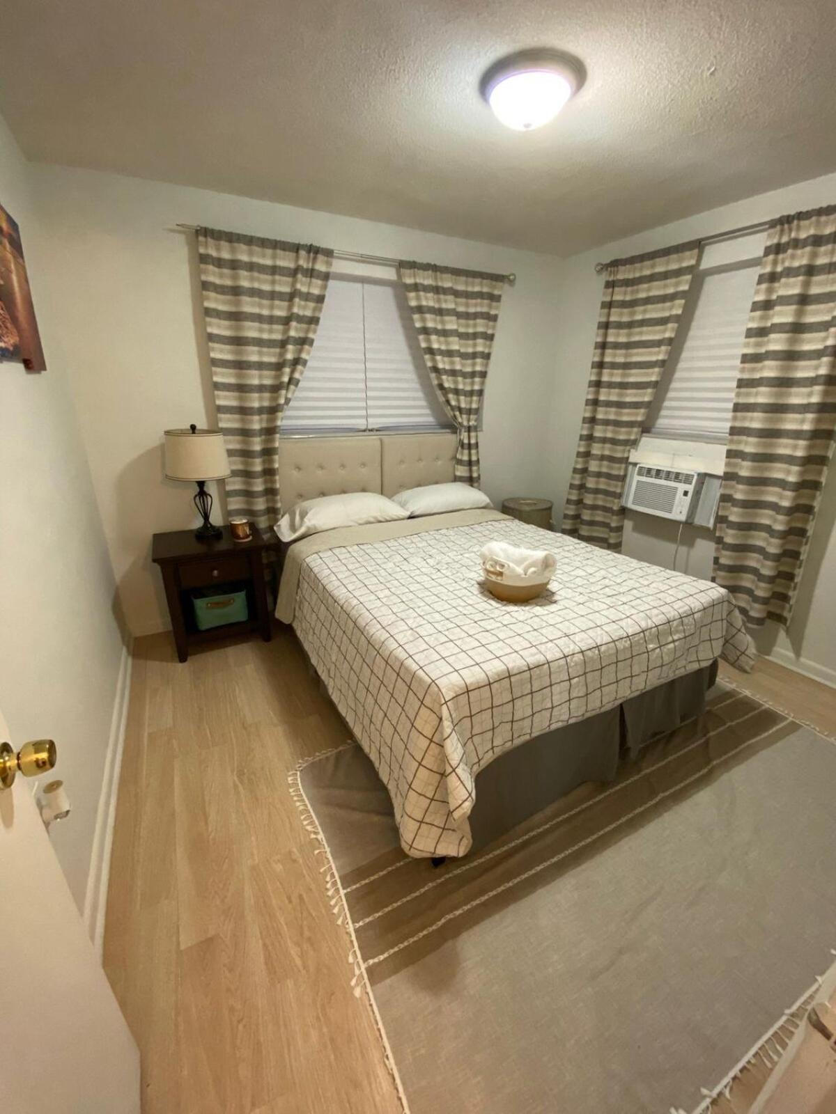 Cozy Entire In The Heart Of Apartment *