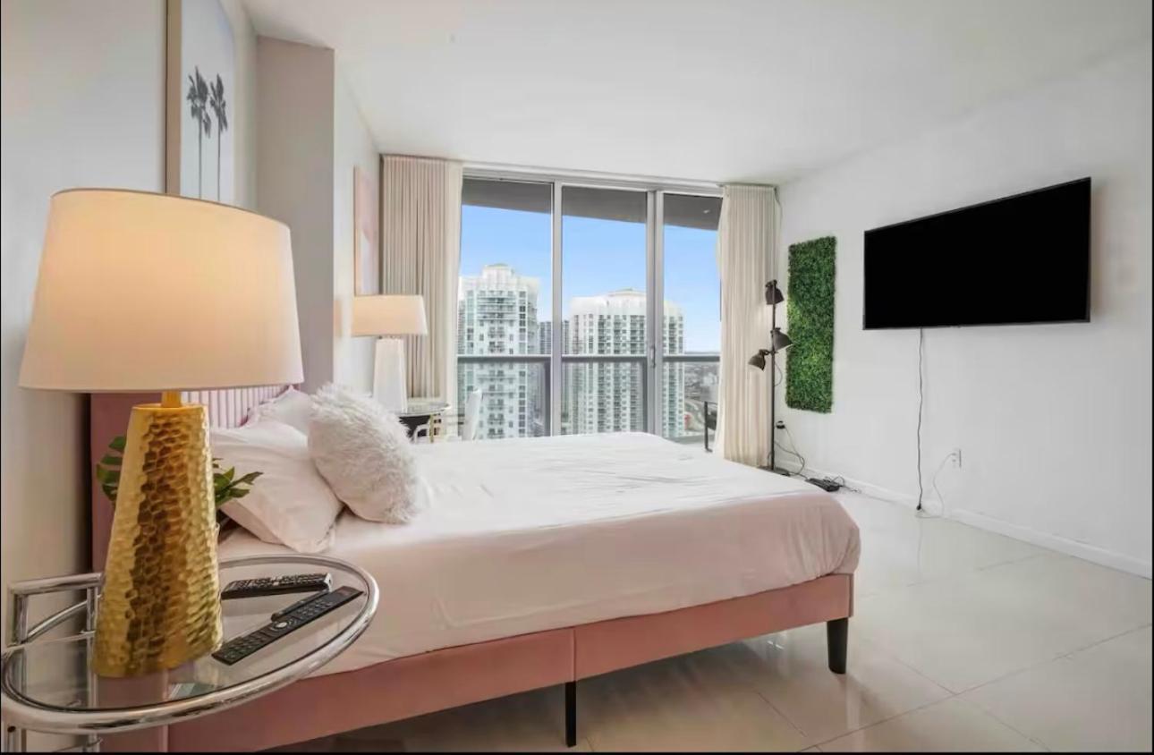 Icon Brickell Amazing Ocean View