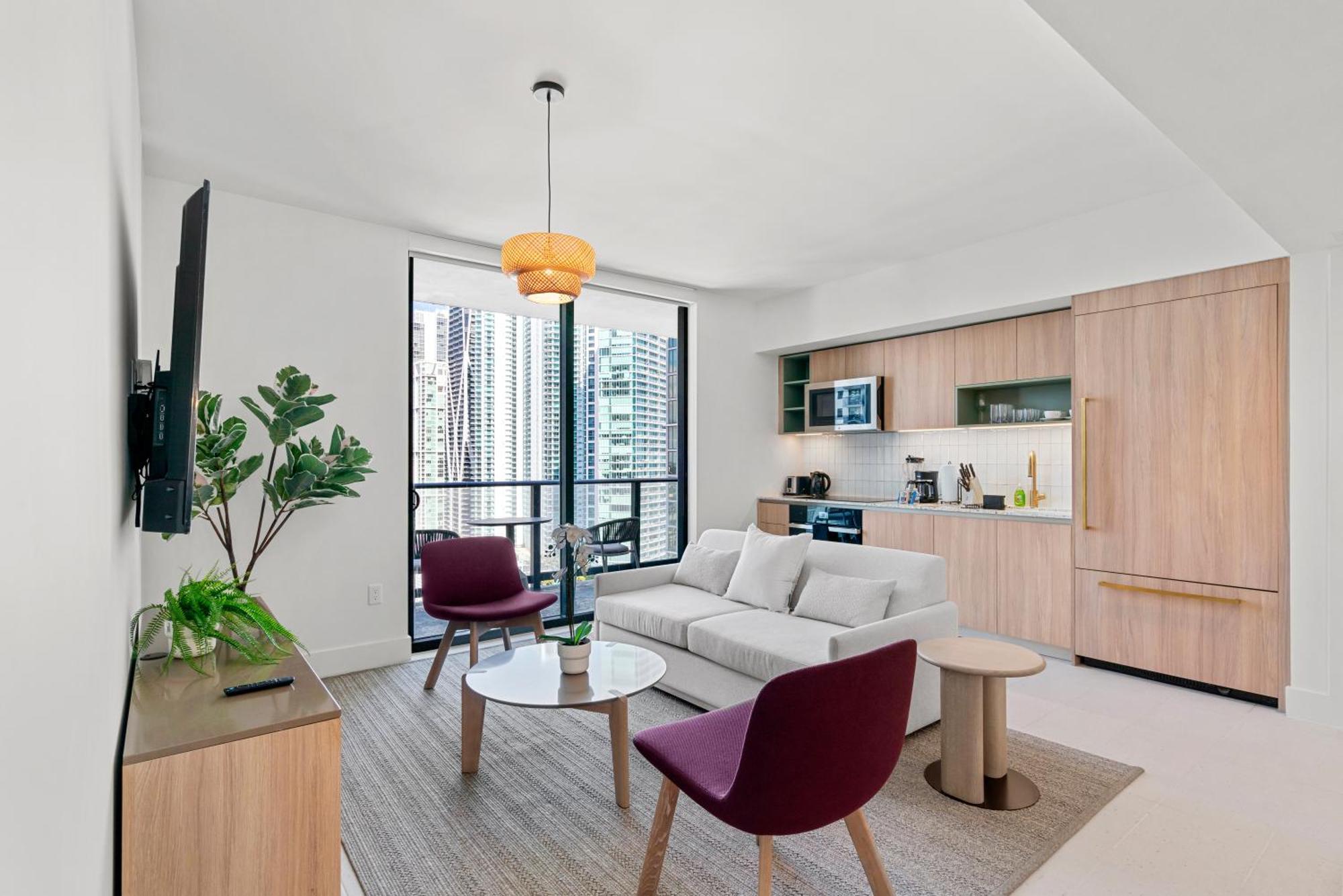 New 26th Floor Amazing View 2br-2ba Apartment