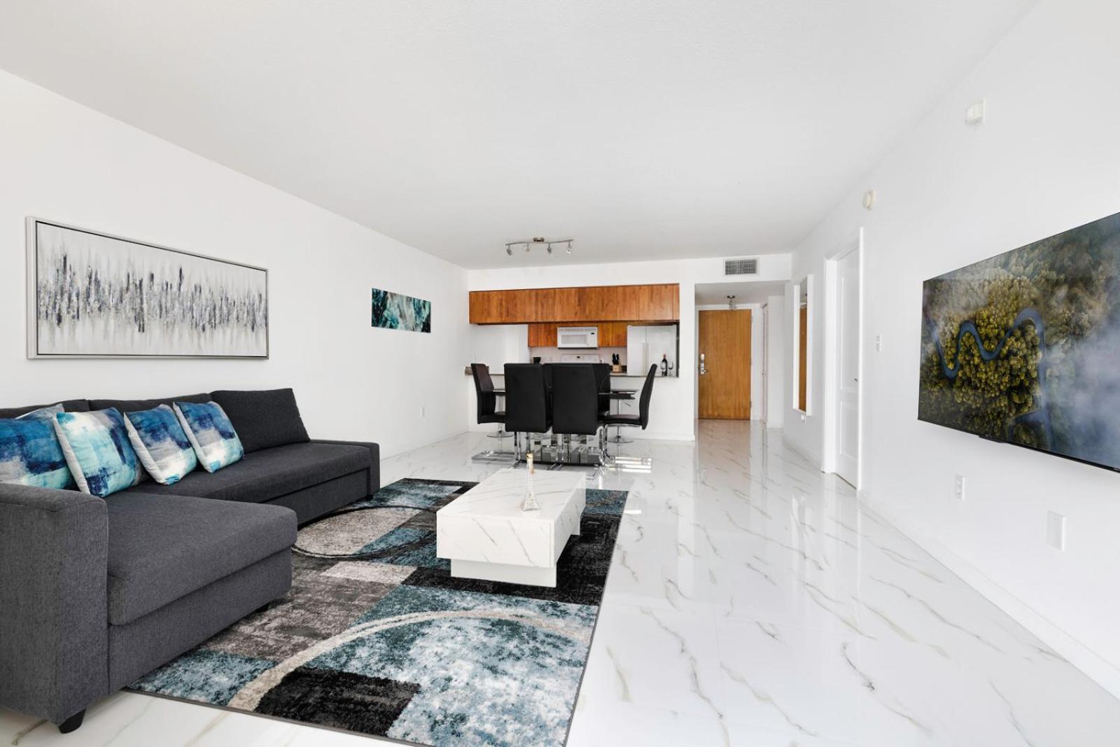 1bd With Free Parking And Amazing View Apartment *