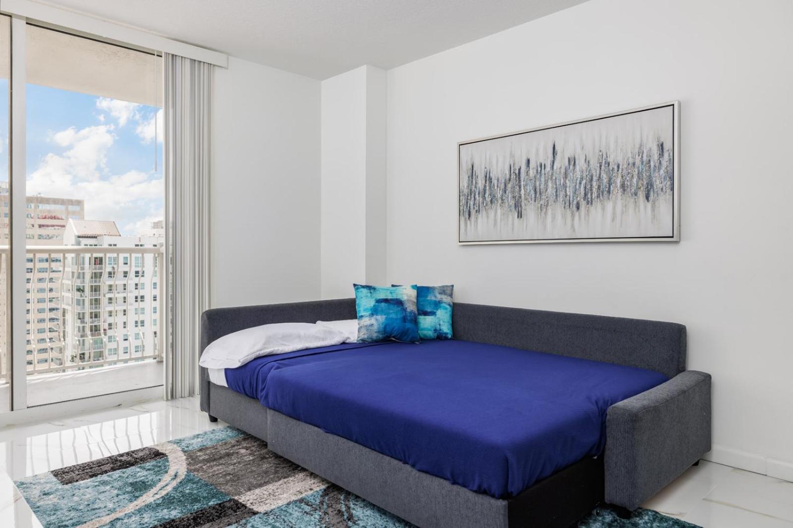 Apartment 1bd With Free Parking And Amazing View *