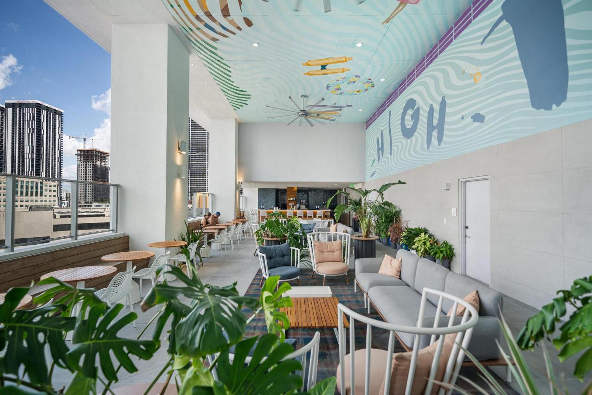 Rare Corner Unit Private Terrace & Sunset Views
