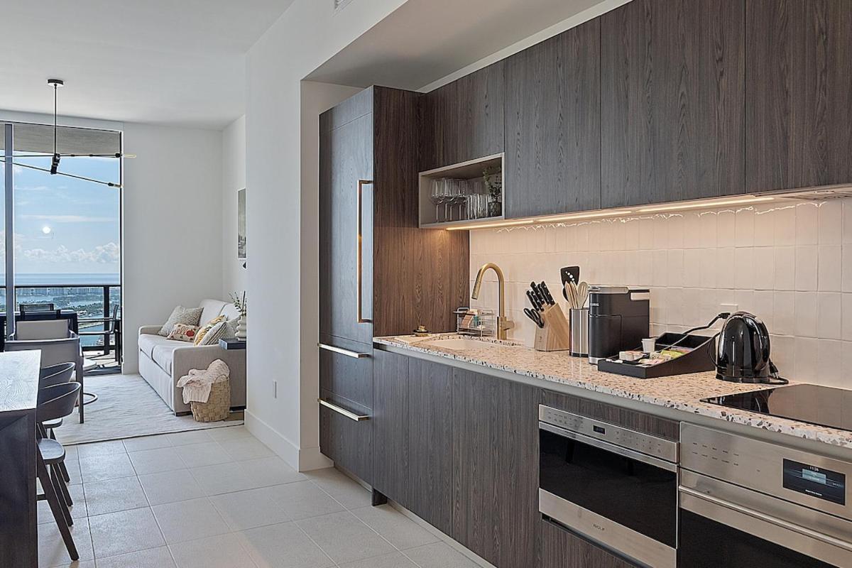 Apartment Stylish 3bd Penthouse Waterviews New Building *