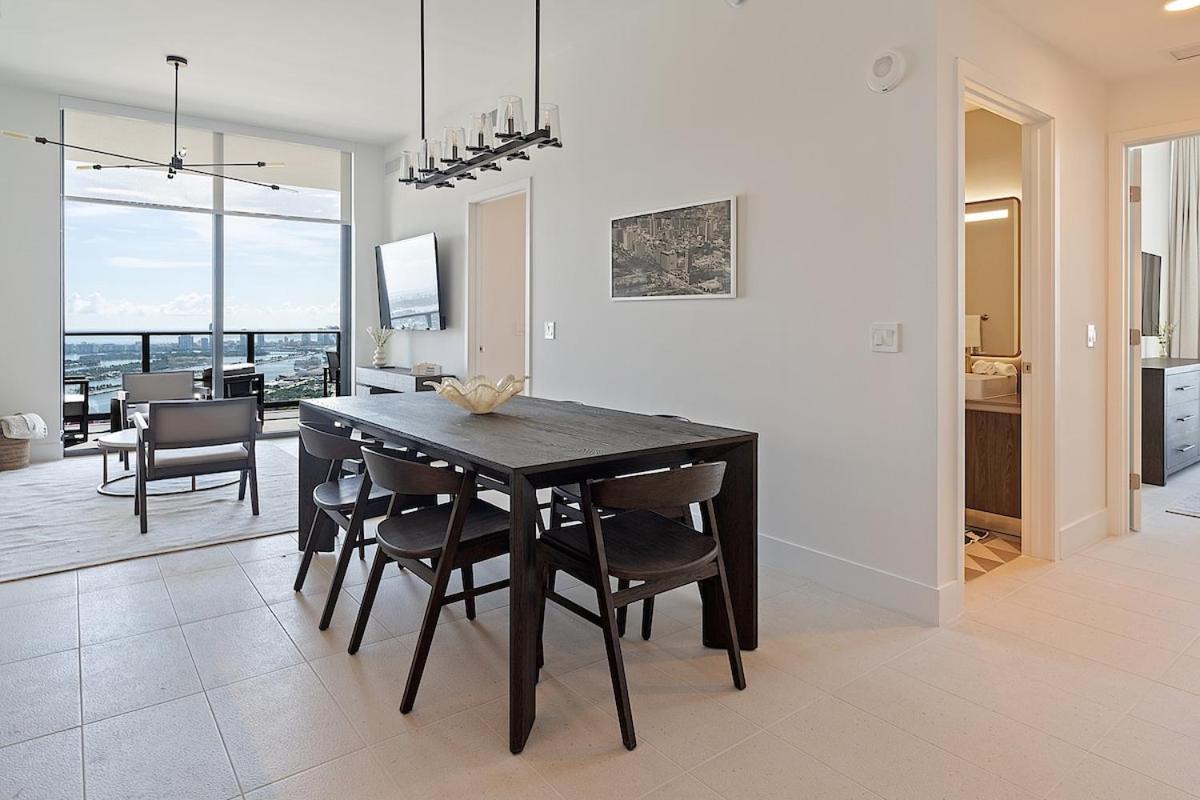 Apartment Lux 3bd Penthouse Line, Water And View