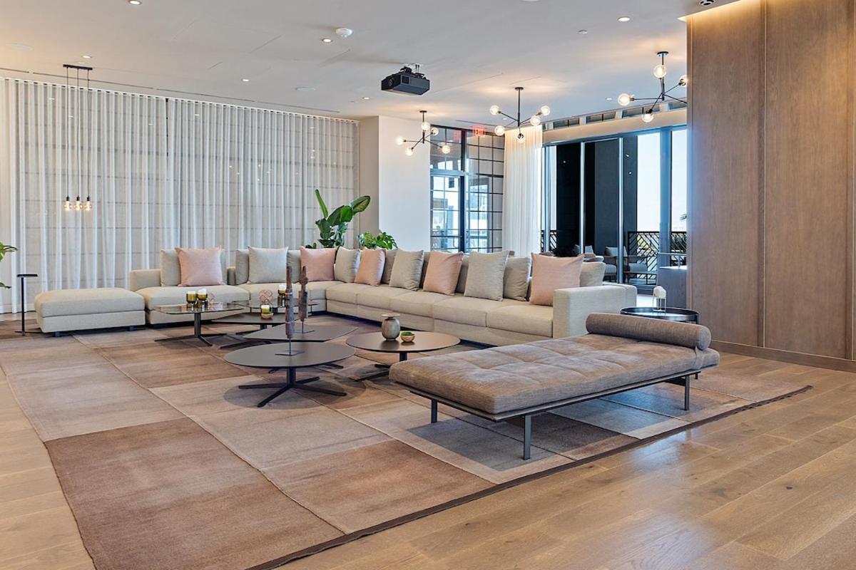 Apartment Lux 3bd Penthouse Line, Water And View