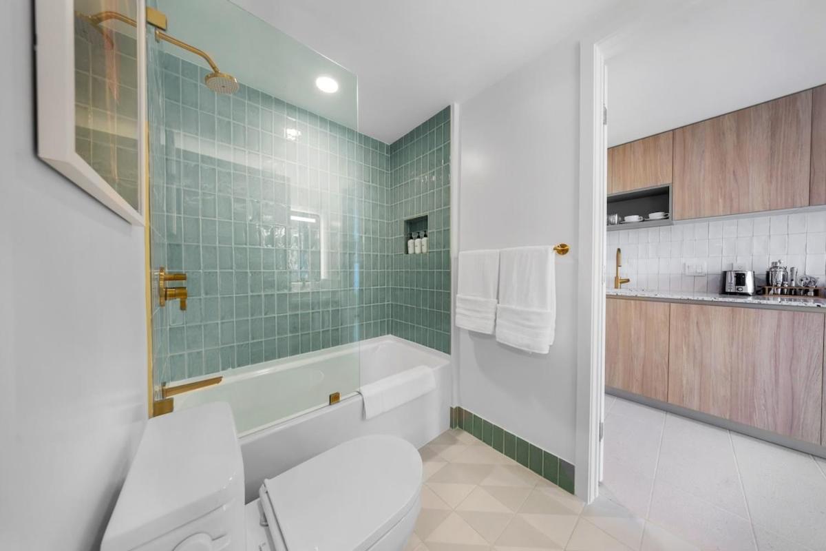 Skyline Escape Sleek 1br With Downtown Charm Apartment Miami