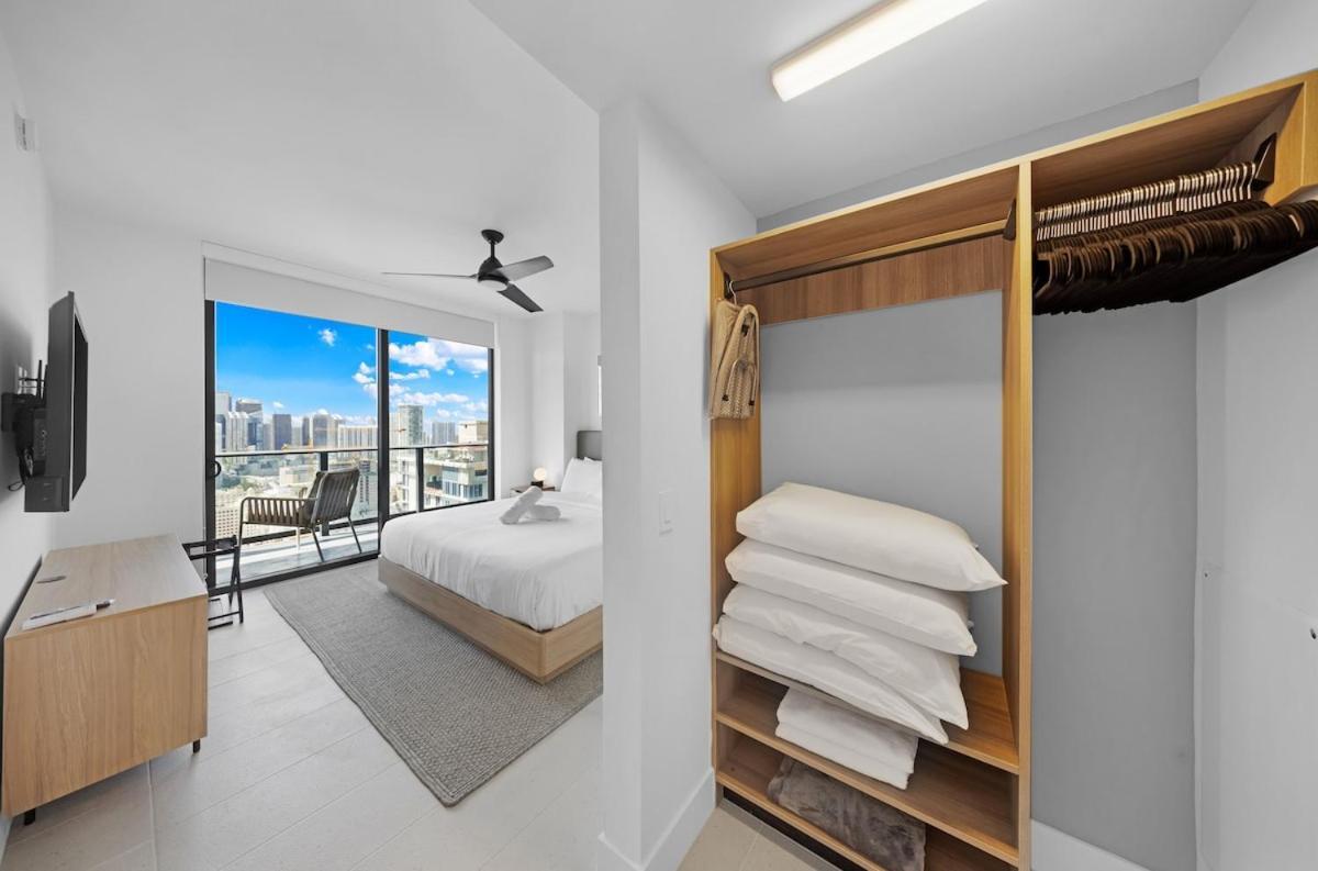 Skyline Escape Sleek 1br With Downtown Charm * Miami