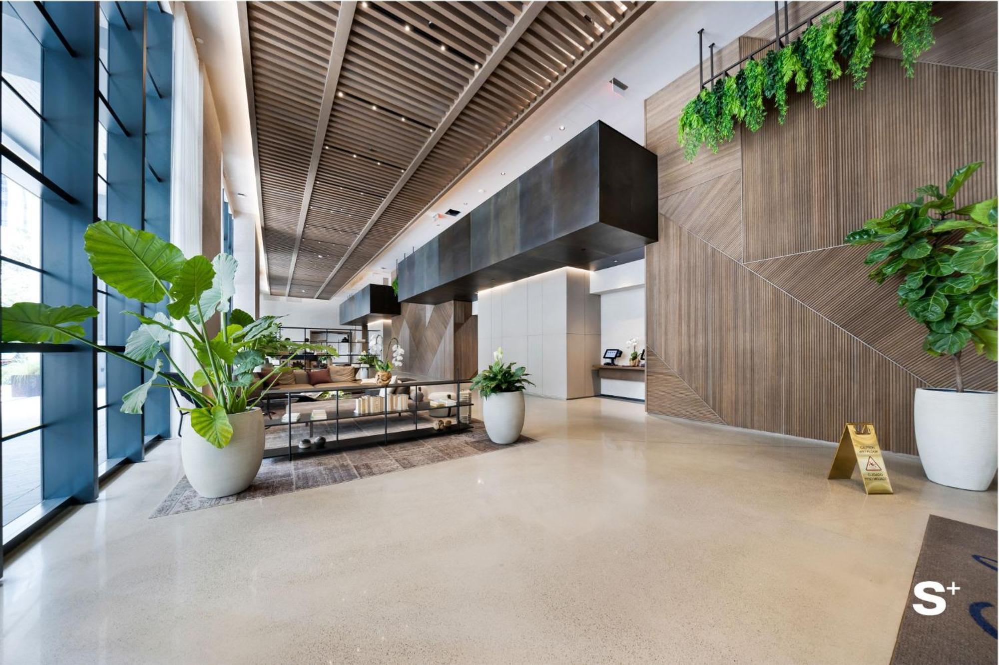 Skyline Escape Sleek 1br With Downtown Charm Apartment
