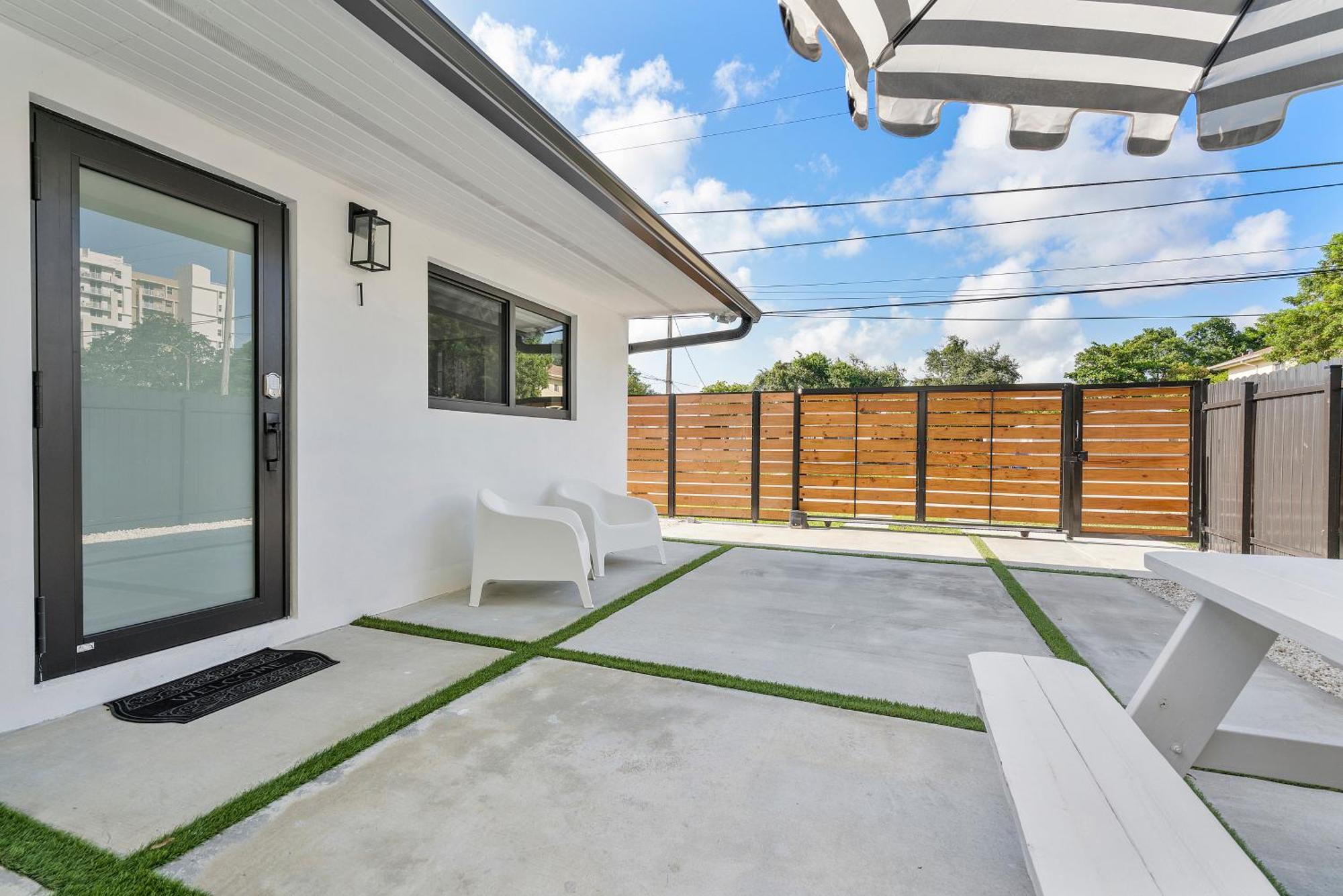 Heart Of W Pool & Close To Apartment Miami