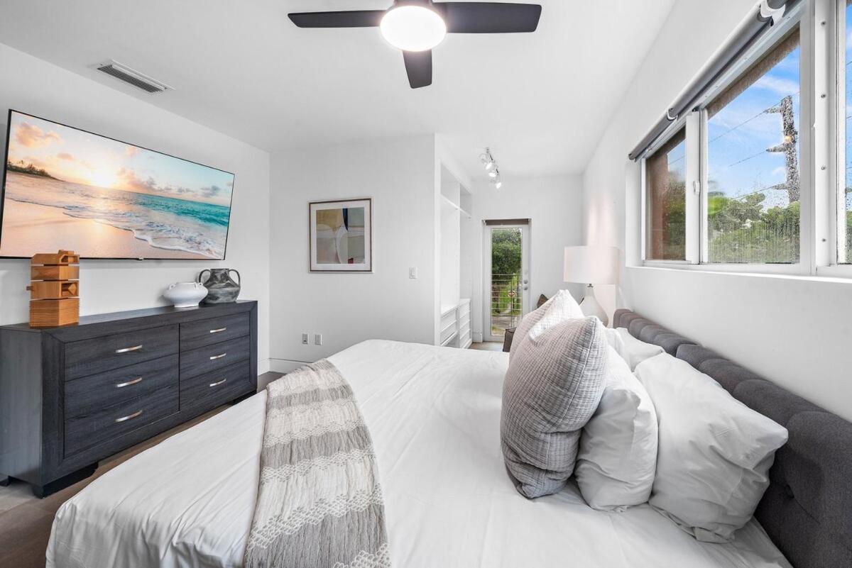Villa Luxury With Large Pool & Bbq, Perfect Getaway! Miami