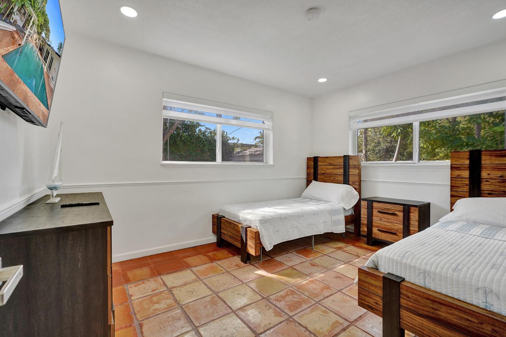 Tree Houze Holiday home *