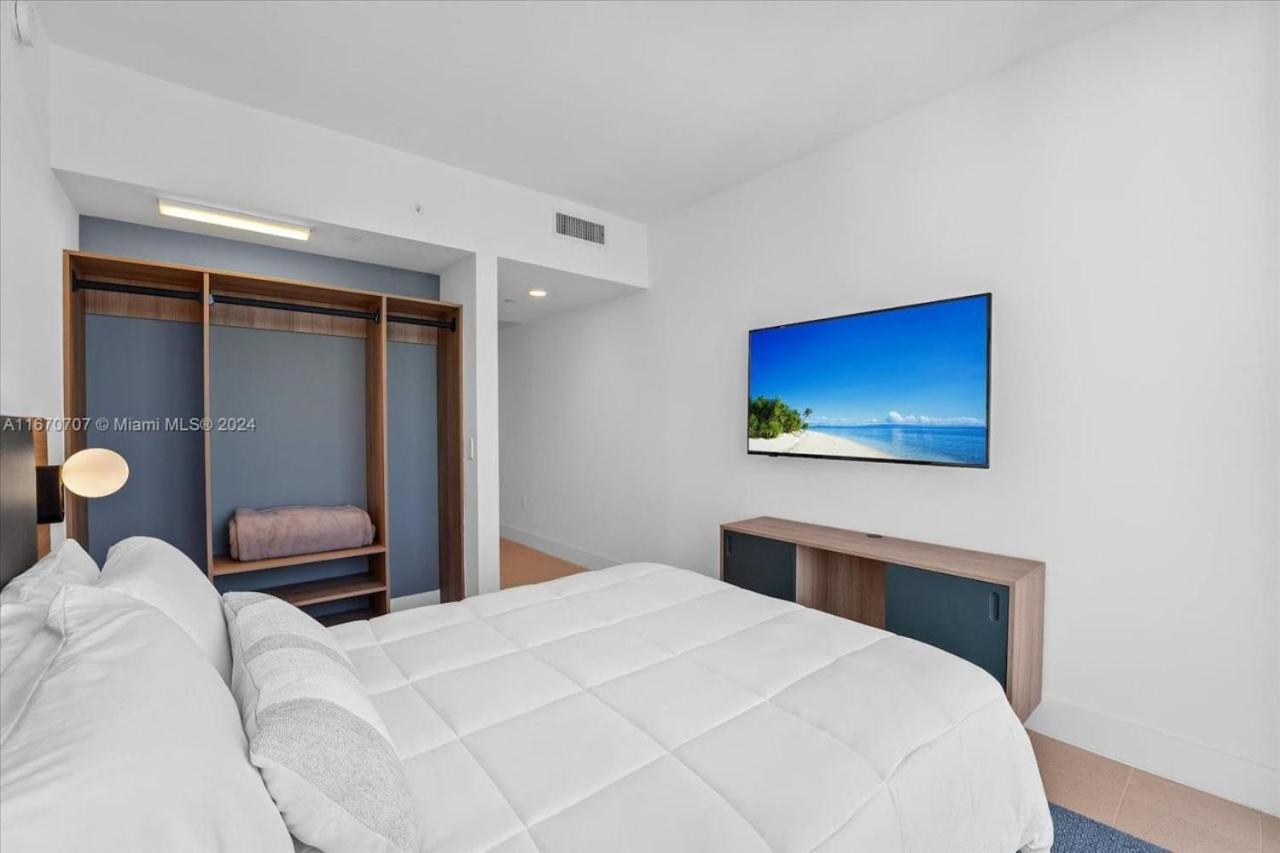 Panoramic Ocean View 3 Bedroom Nativo Pool Gym Apartment *