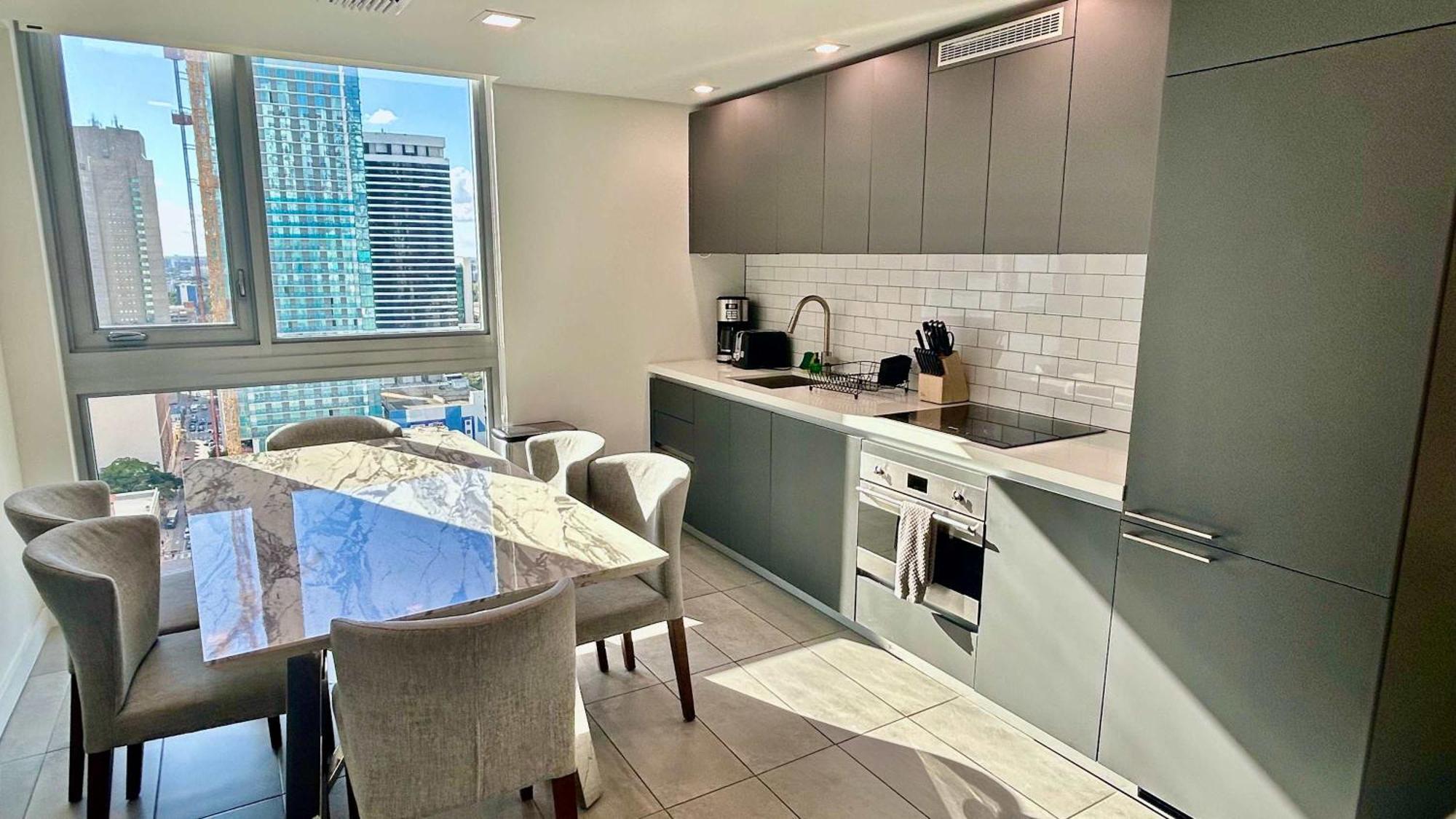 Rare Corner Unit Private Terrace & Sunset Views *