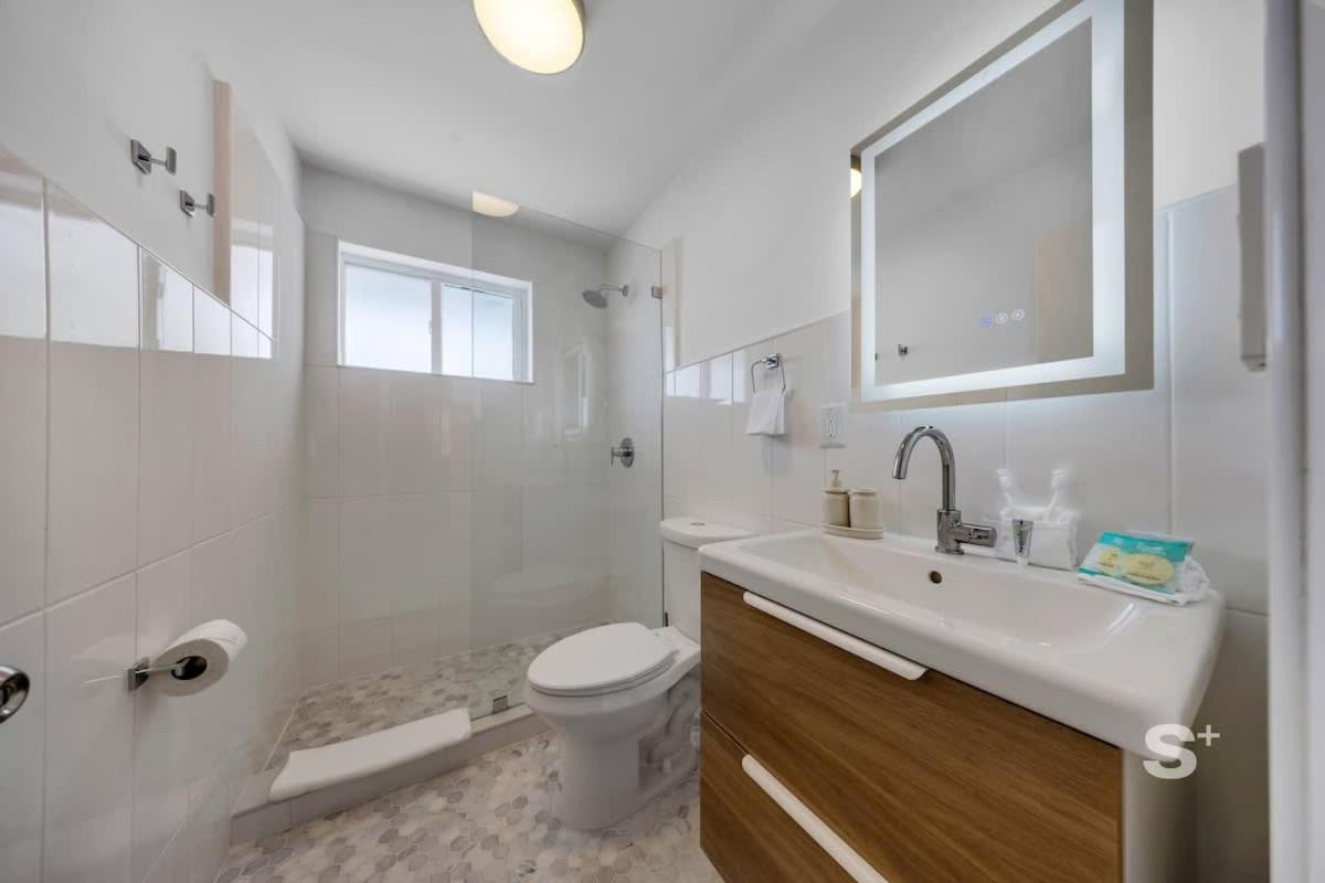 Stylish 1-br In The Heart Of Apartment *