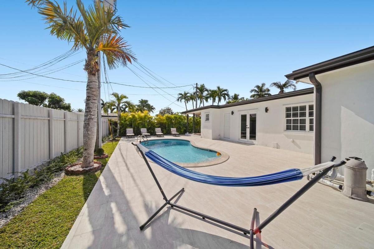 Holiday home Oasis- Pool & Game Fun