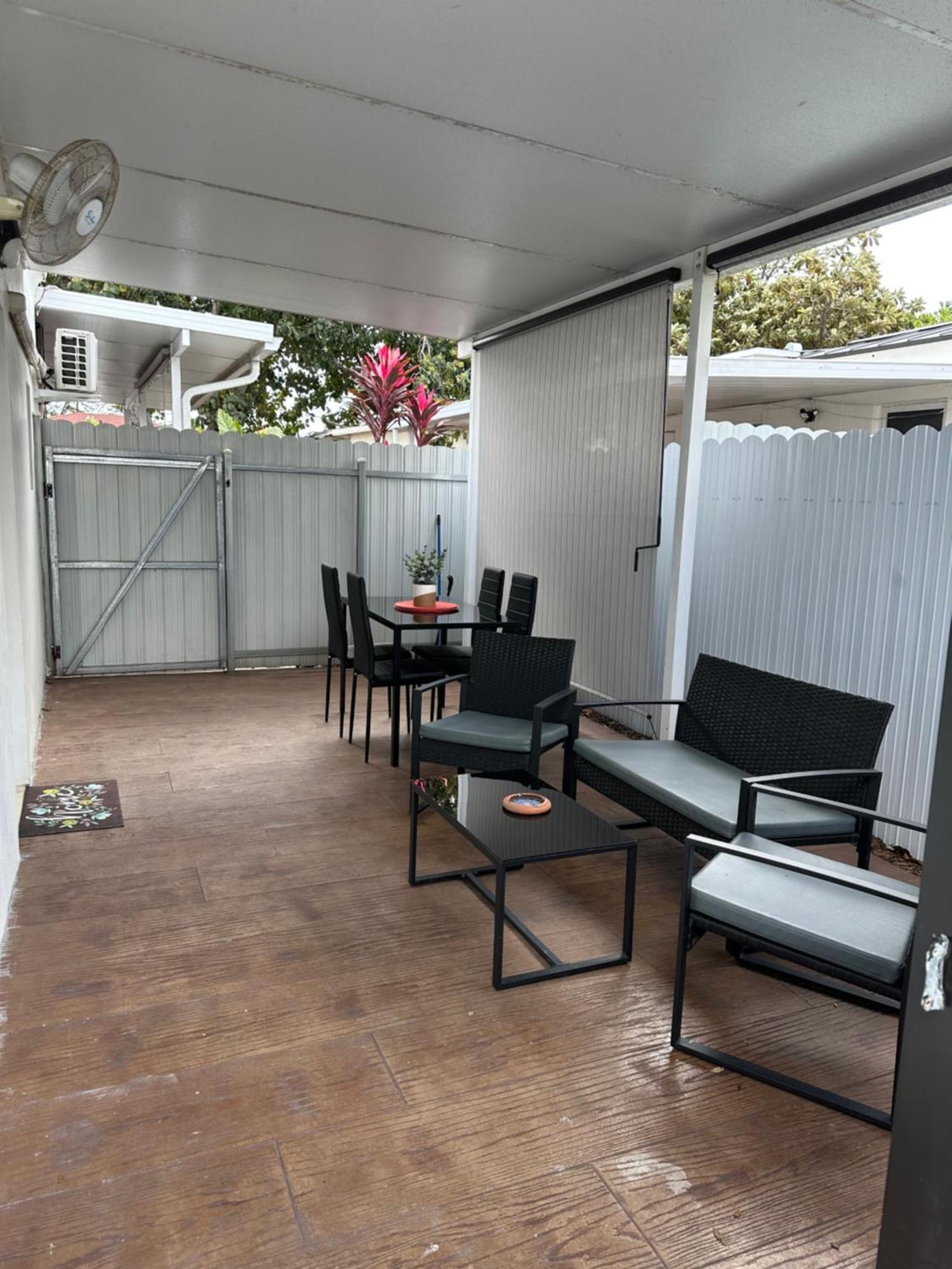 Comfortable Modern Apartment- Location. Apartment