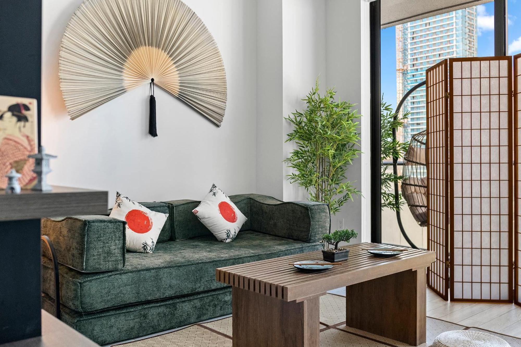 Breezy Luxury Residences - Near Kaseya Center Apartment Miami