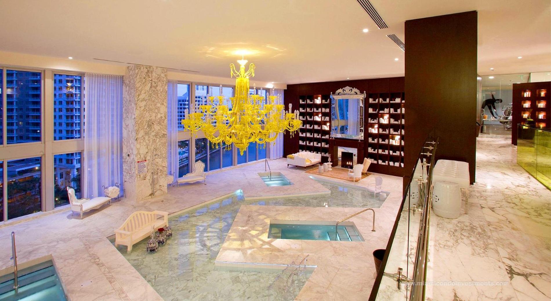 Panoramic Views From 45th Floor Brickell
