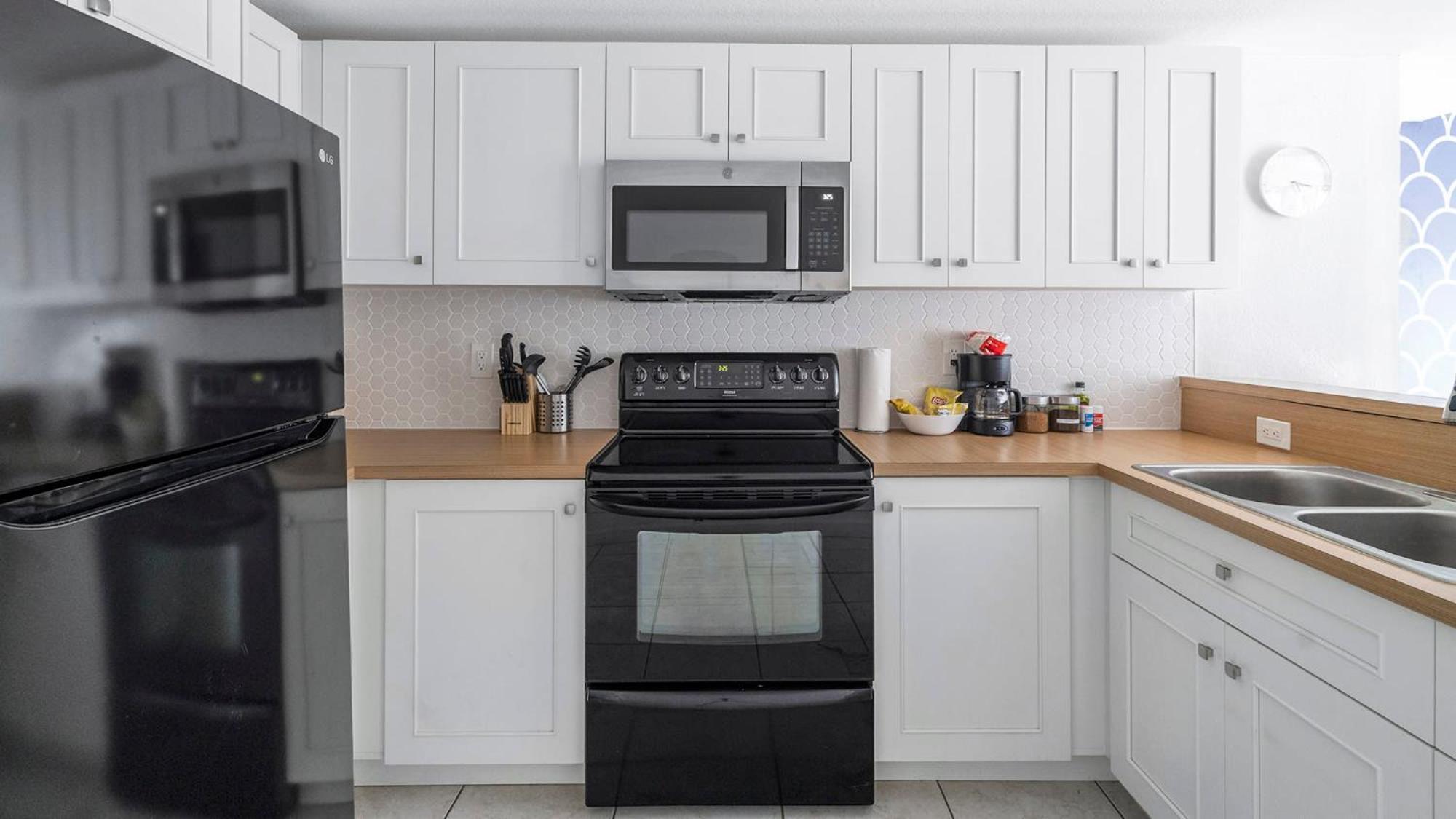 Gorgeous 2 2 Hospitals Ballpark Downtown Parking Apartment