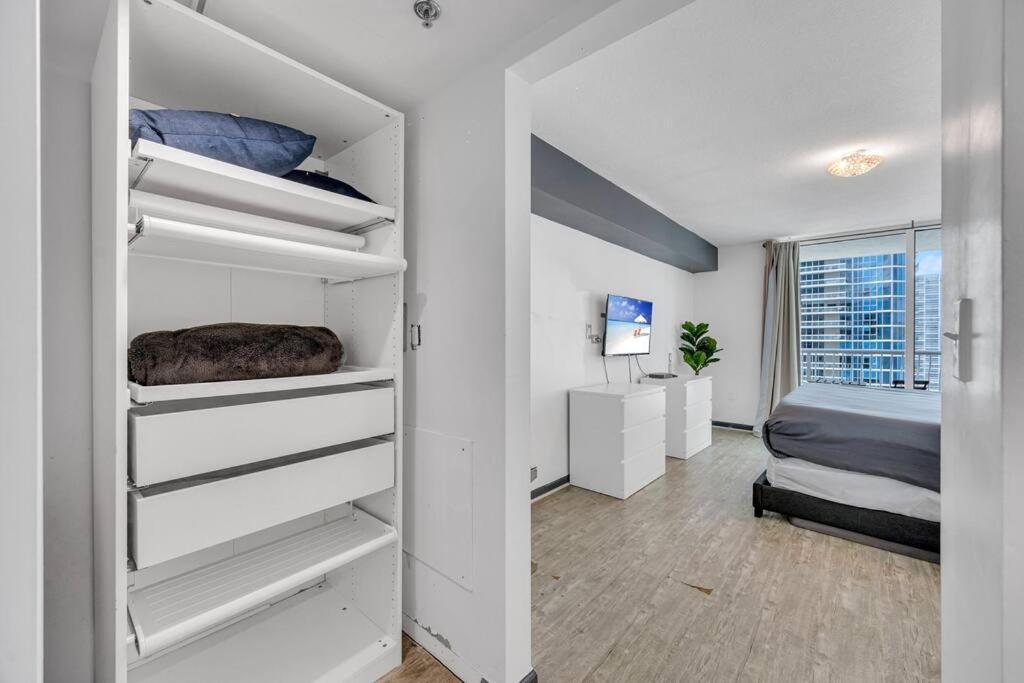Iconic 1br Highrise Brickell-freeparking Appartement