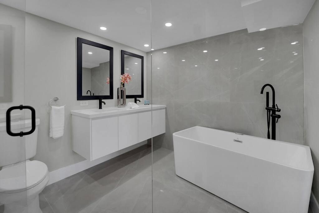 Star Dust! Heart Of Dream Stay! 4 Br Miami