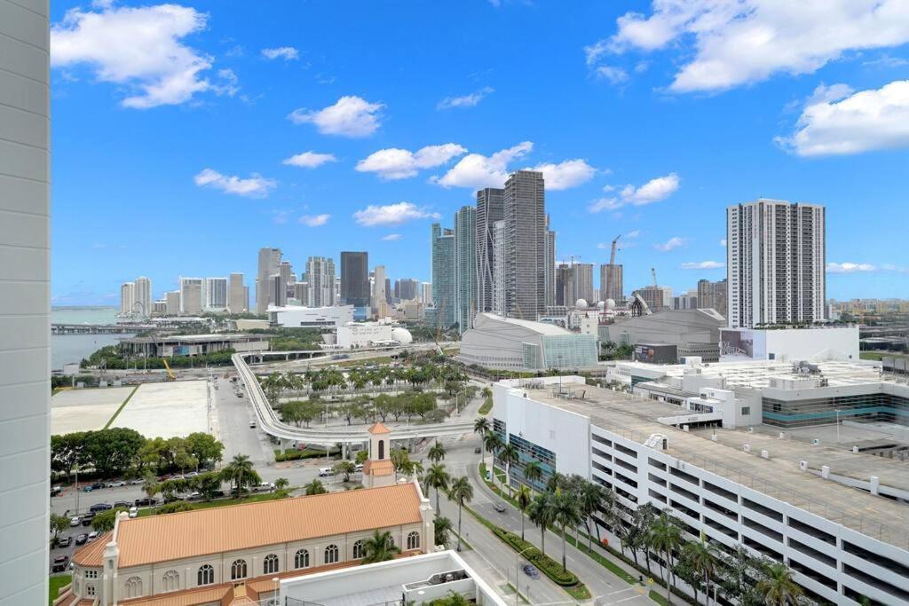 Iconic! Skyline & Water Views Appartement Miami