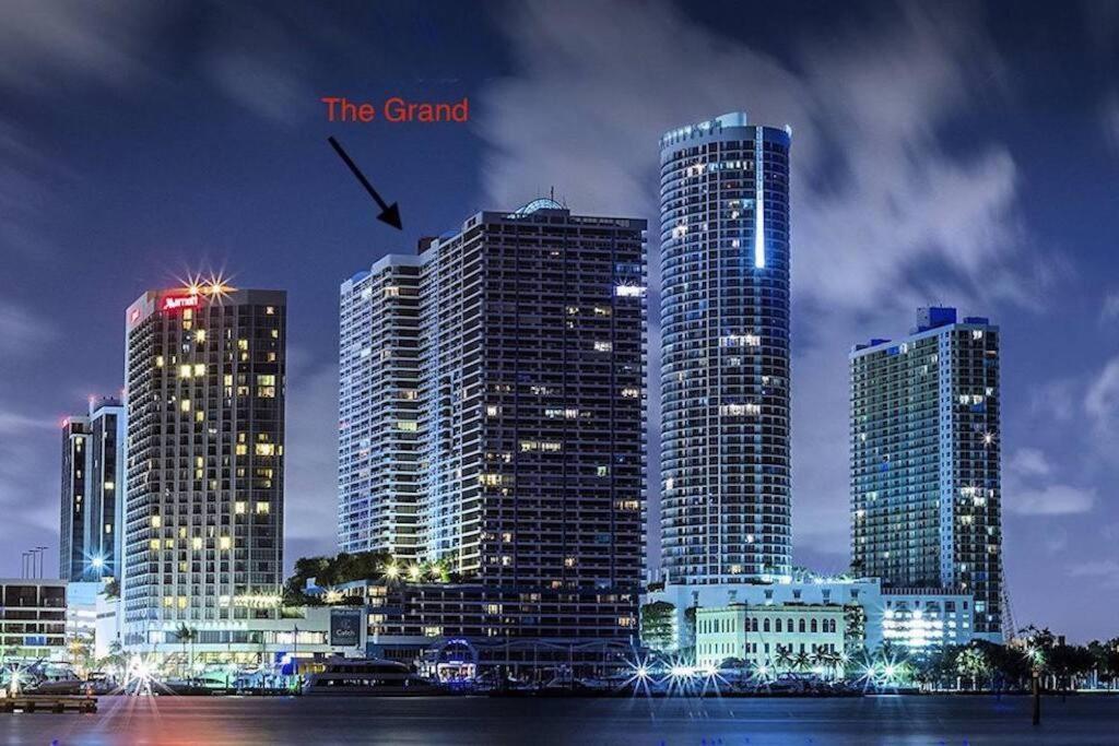 Cloud Nine! Direct Water Views Of Bay & Ocean! Miami