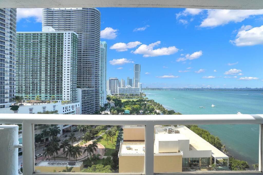 Fantasy! Water & Park Views! Miami