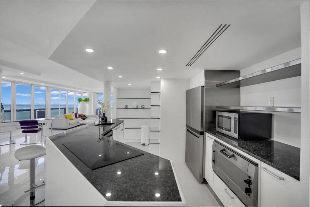 Walking On Water! Water Views! Apartment