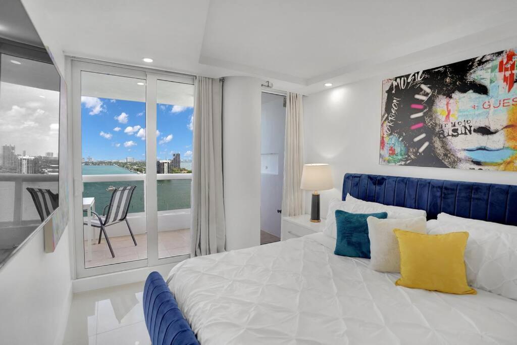 Walking On Water! Water Views! Apartment *
