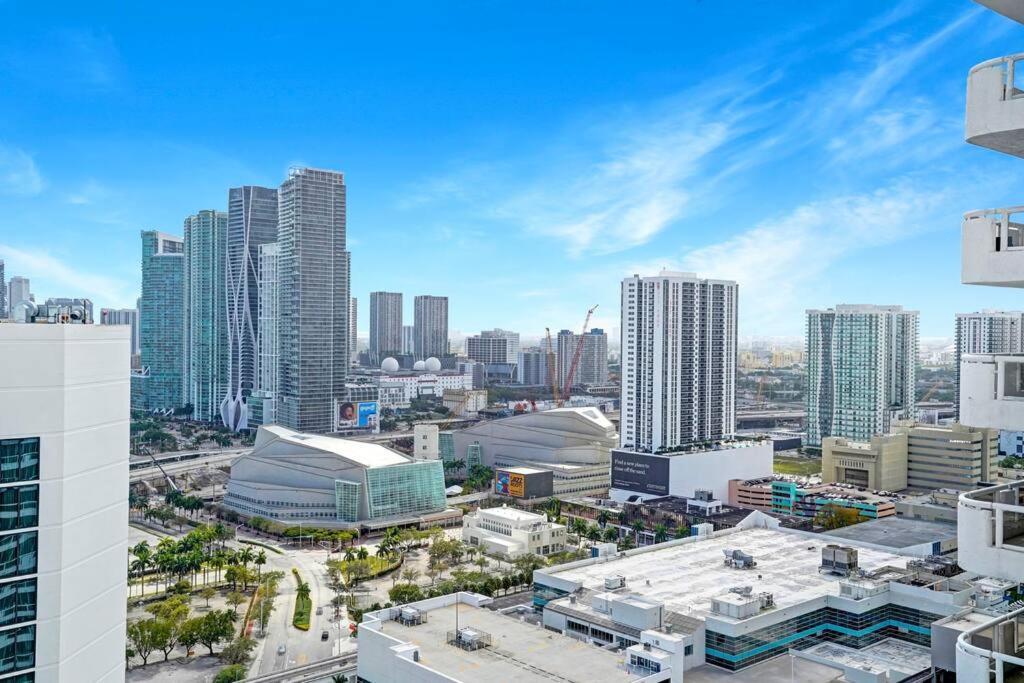 Sin City! Brand New And Water View! *