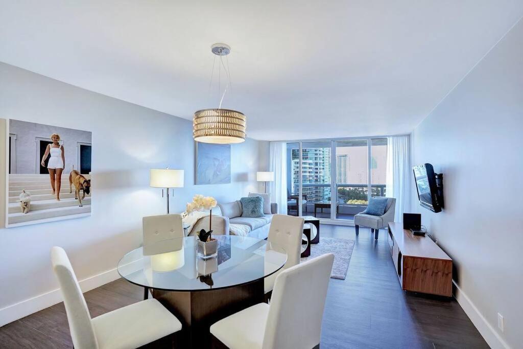 Vibes! Biscayne Bay Water And Park Views!