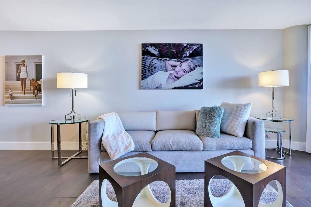 Vibes! Biscayne Bay Water And Park Views! Apartment