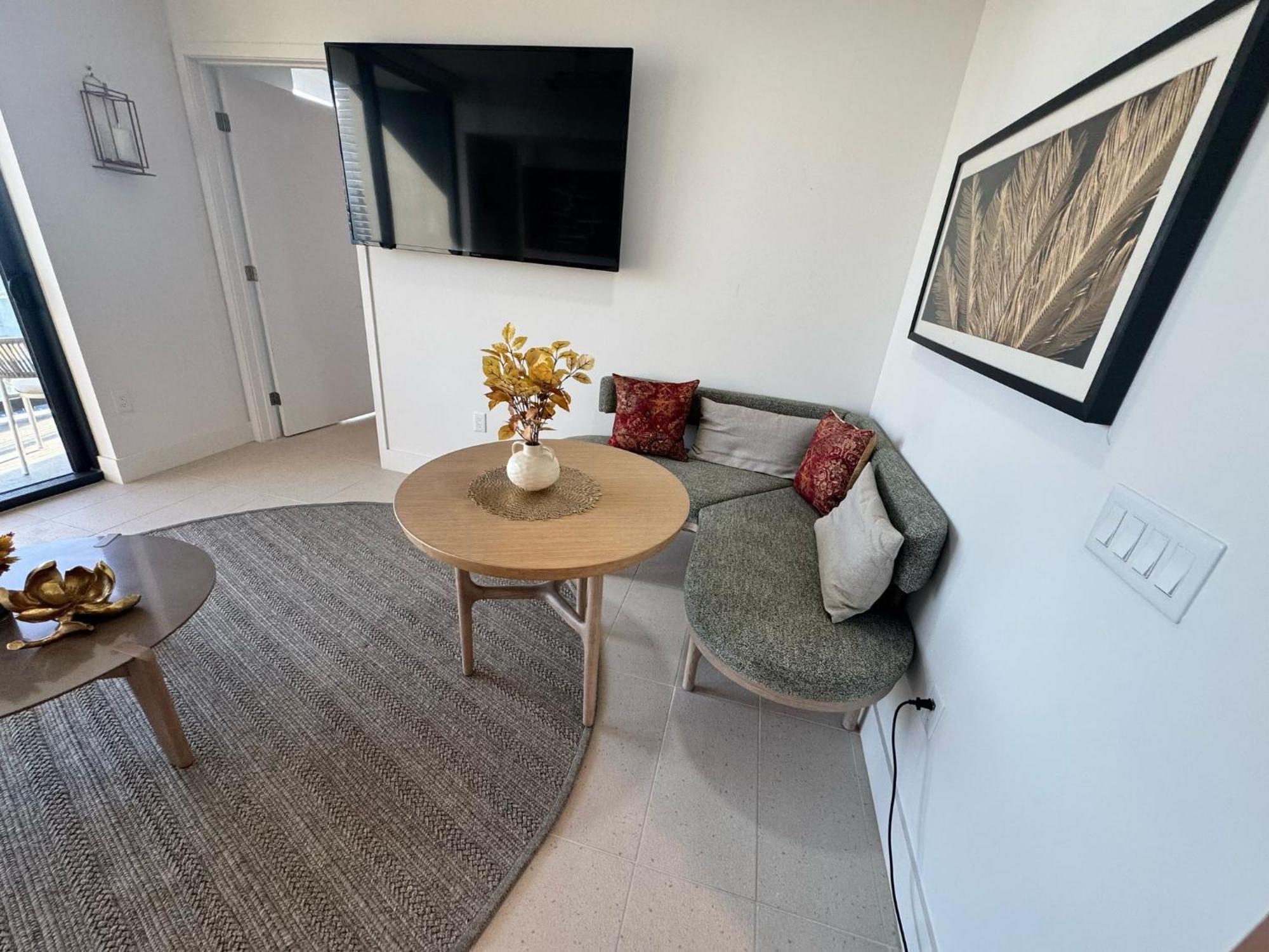 New Unit Dwntwn Near Kaseya Center Apartment Miami