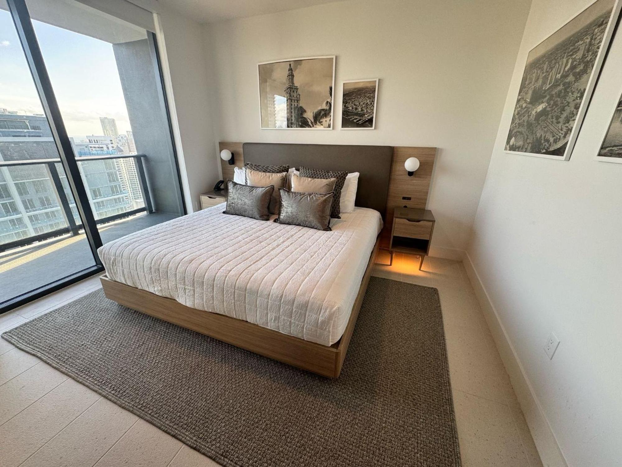 New Unit Dwntwn Near Kaseya Center * Miami