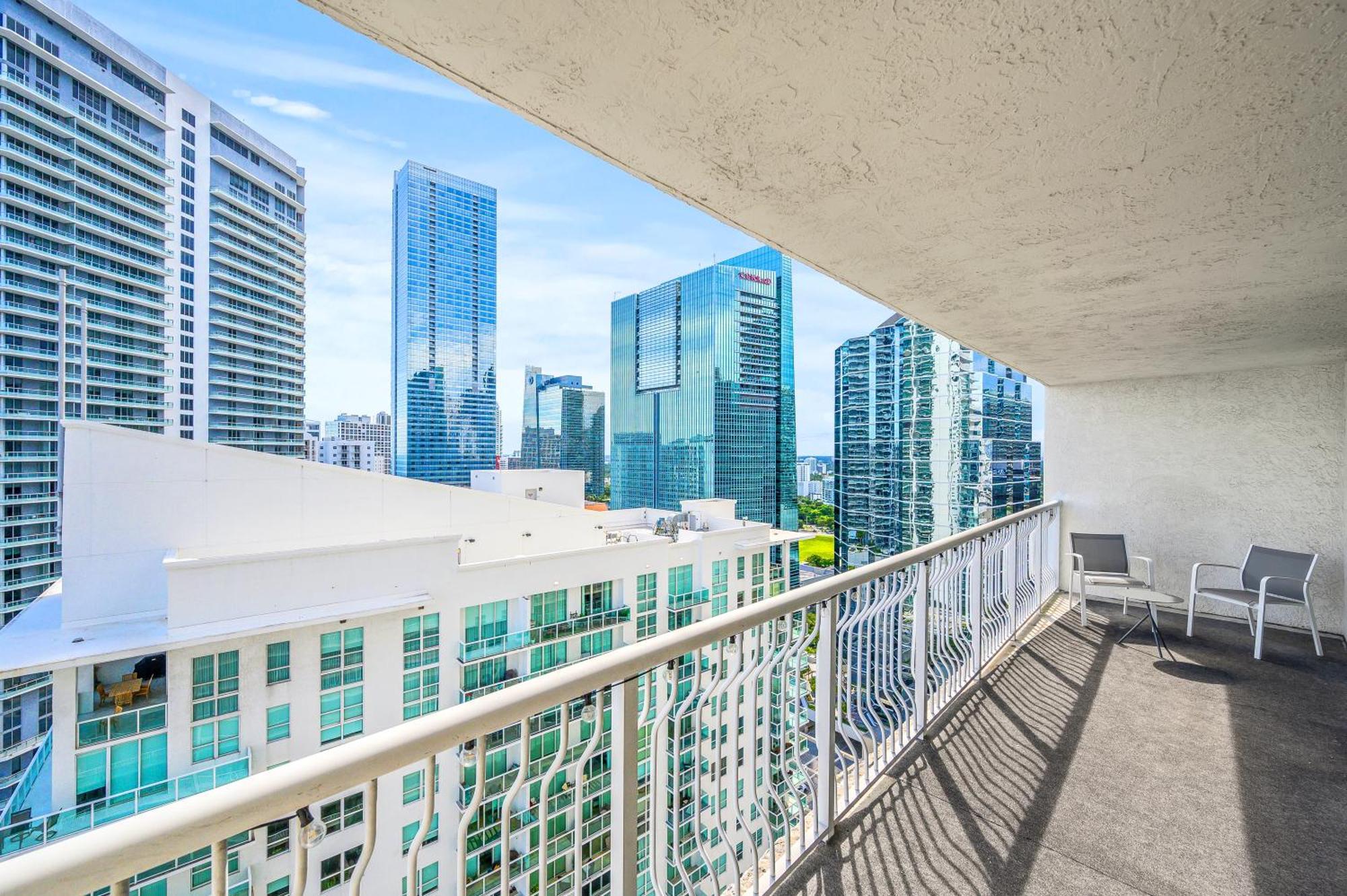 Sky High Living With Incredible Views