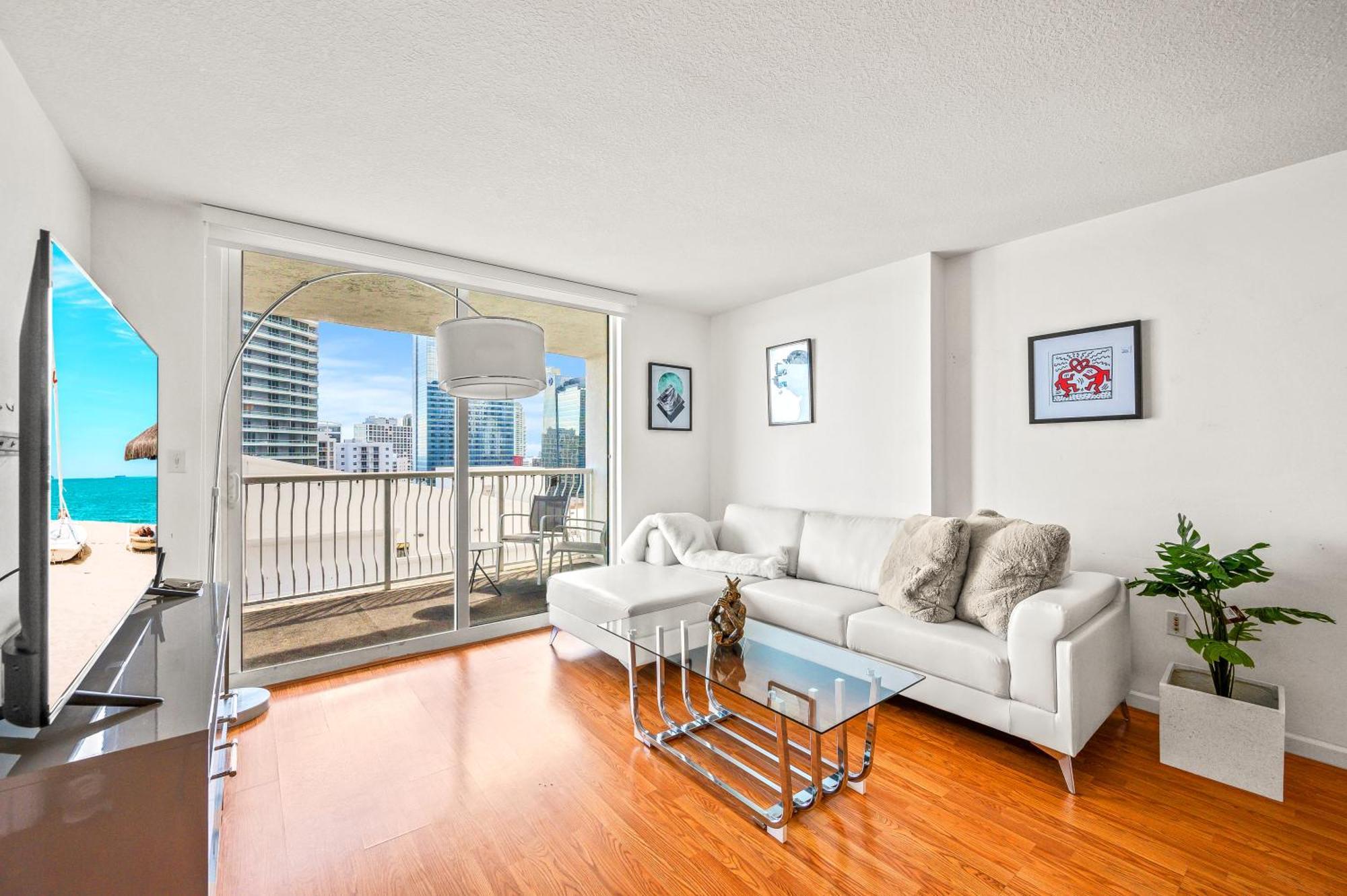 Apartment Sky High Living With Incredible Views