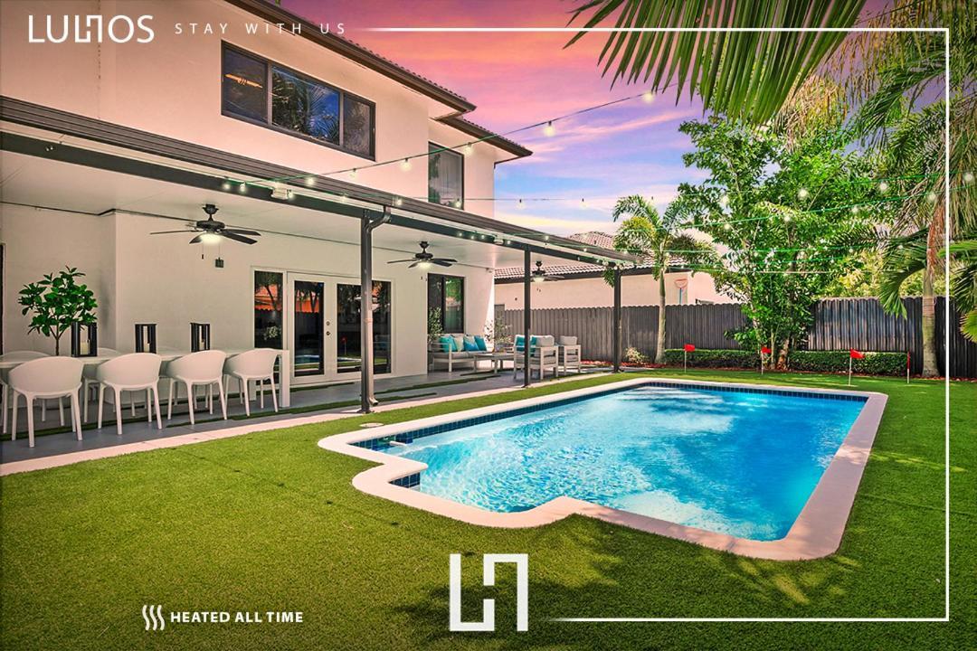 Luxury Oasis - Heated Pool, Game Extravaganza L44 Vakantiehuis