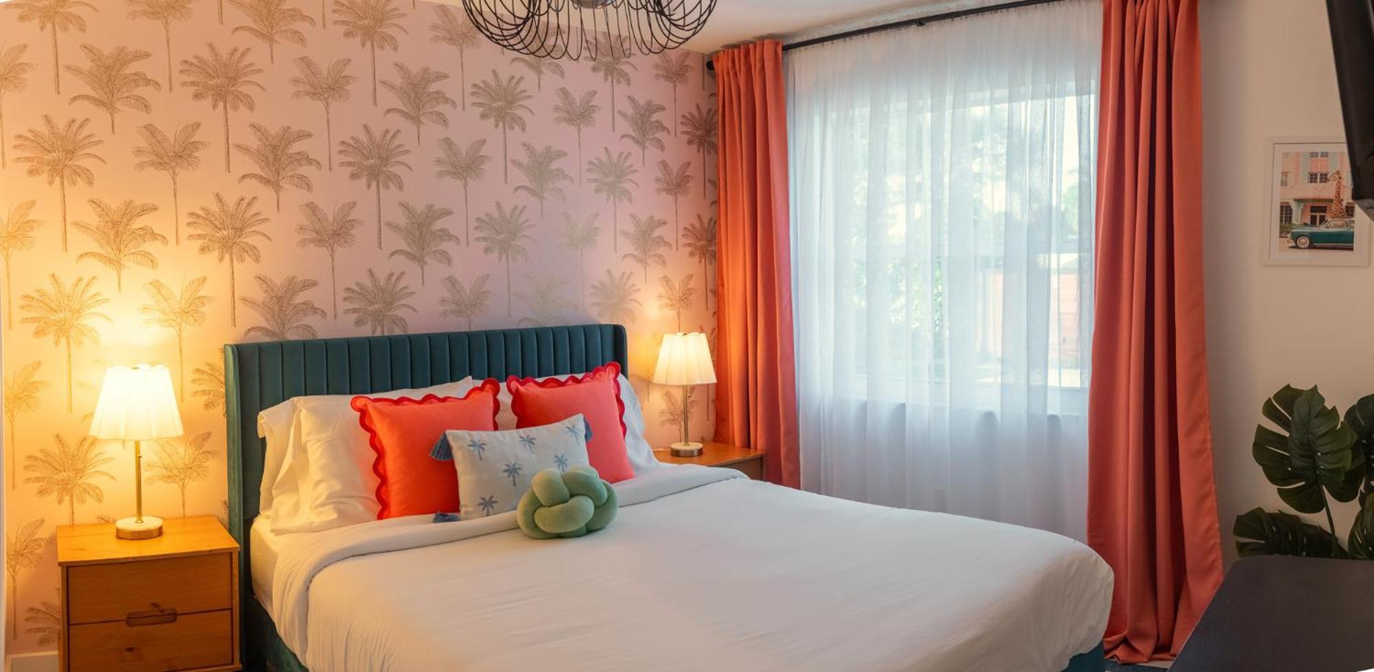 Luxe For 8, Hot Tub, Mins To Beach, Wynwood Miami