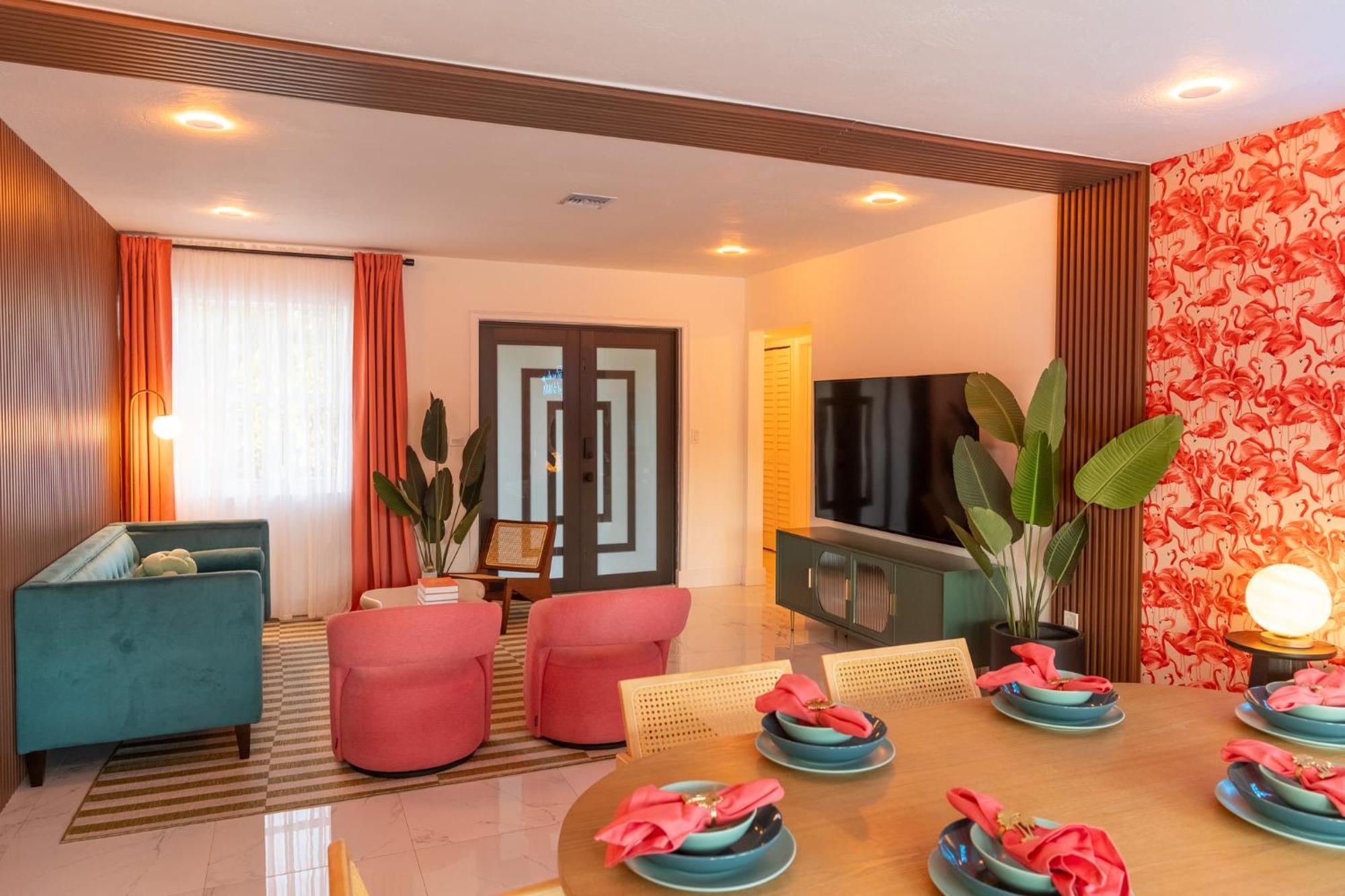 Holiday home Luxe For 8, Hot Tub, Mins To Beach, Wynwood