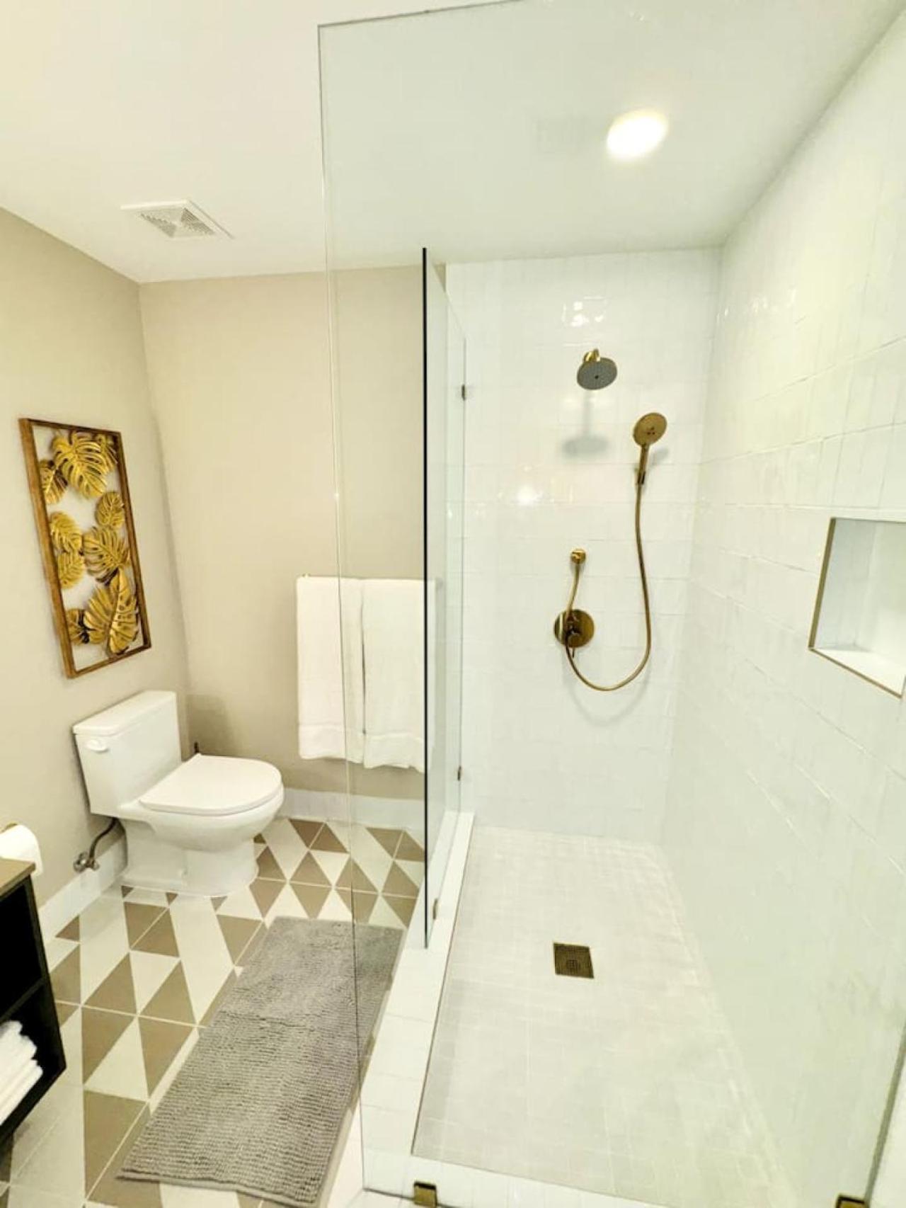 New 2bd 2 Bath Lux Penthouse And Bay View Apartment *