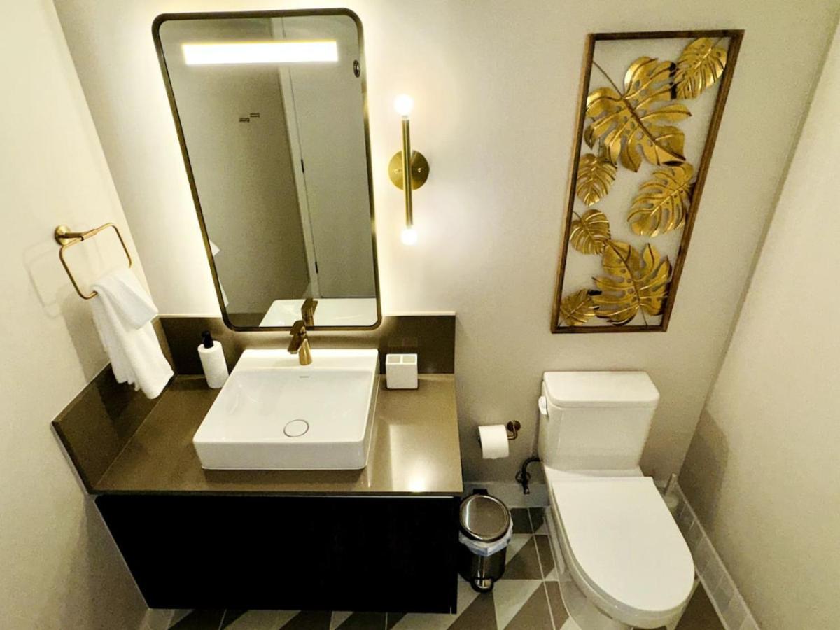 New 2bd 2 Bath Lux Penthouse And Bay View Apartment *